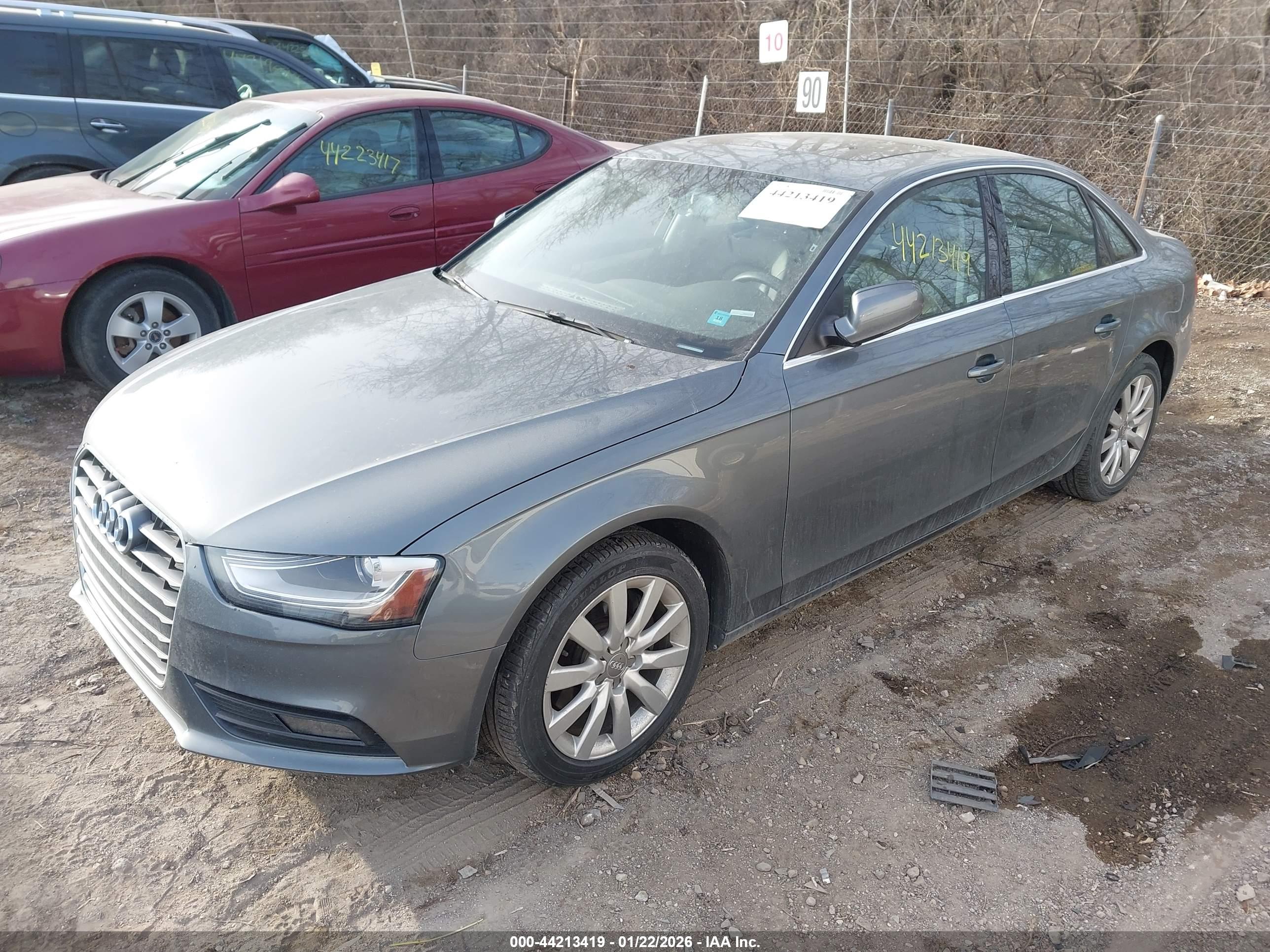 AUDI A4 image 2