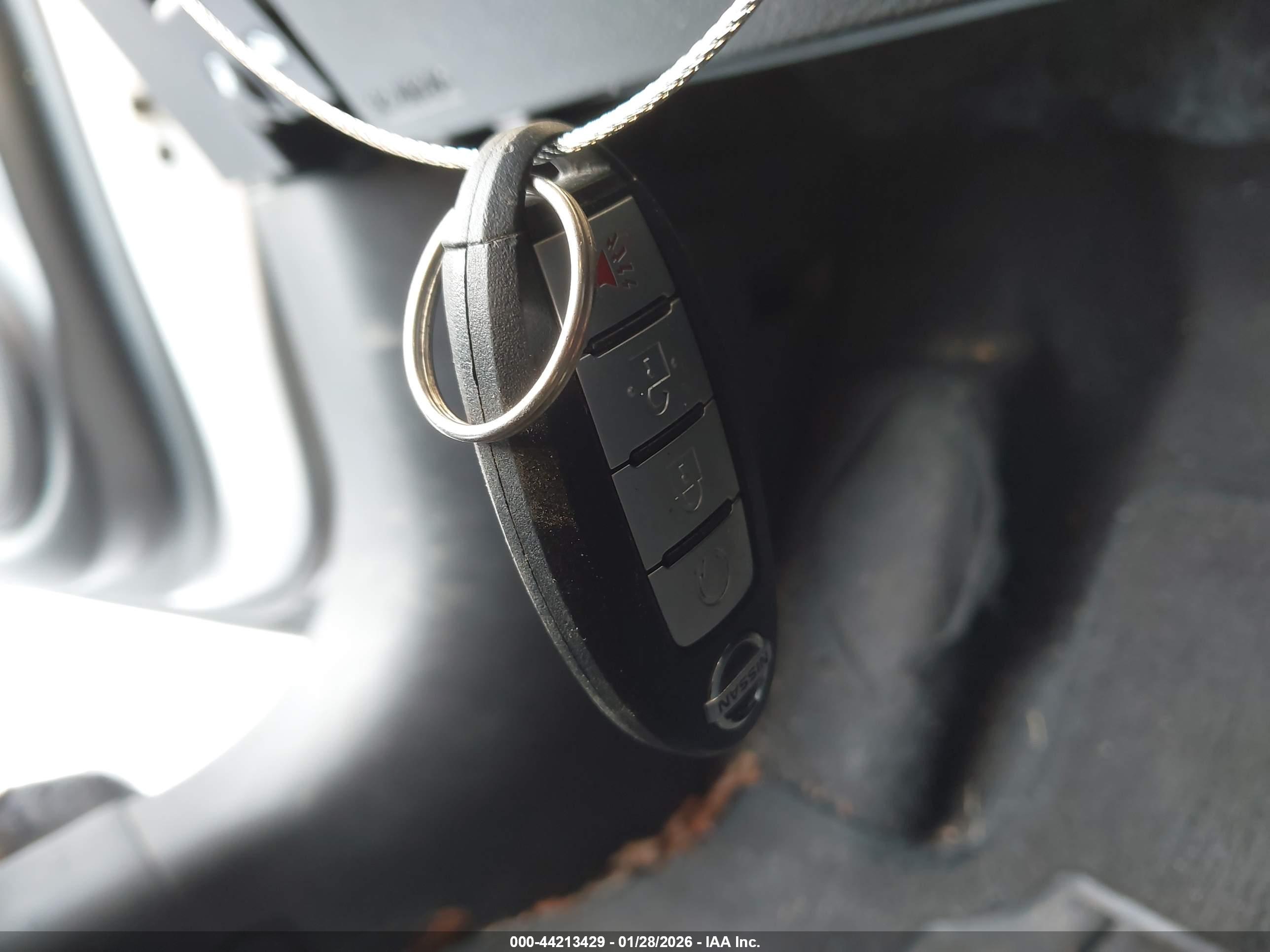 NISSAN KICKS image 11