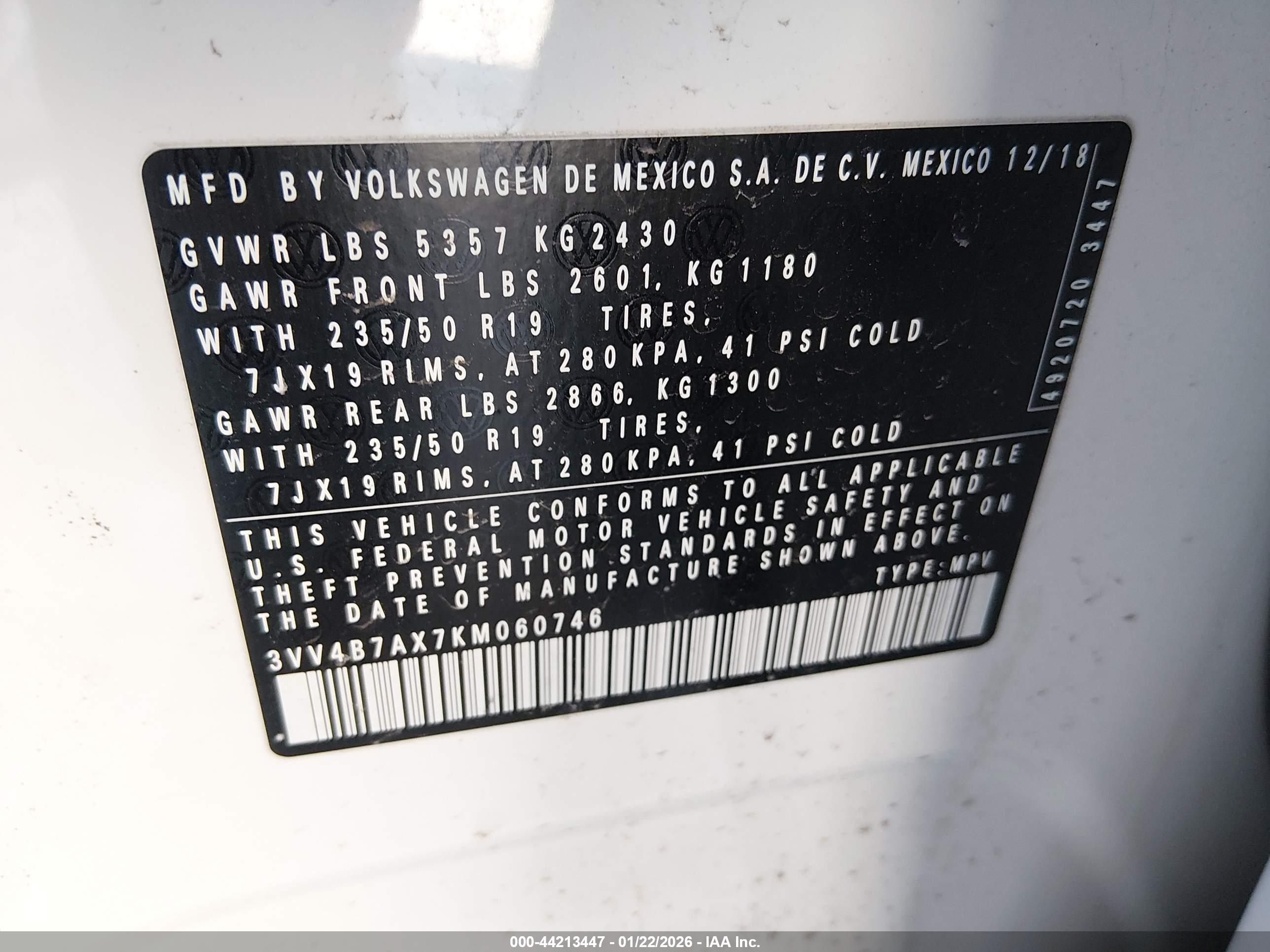 VOLKSWAGEN TIGUAN image 9