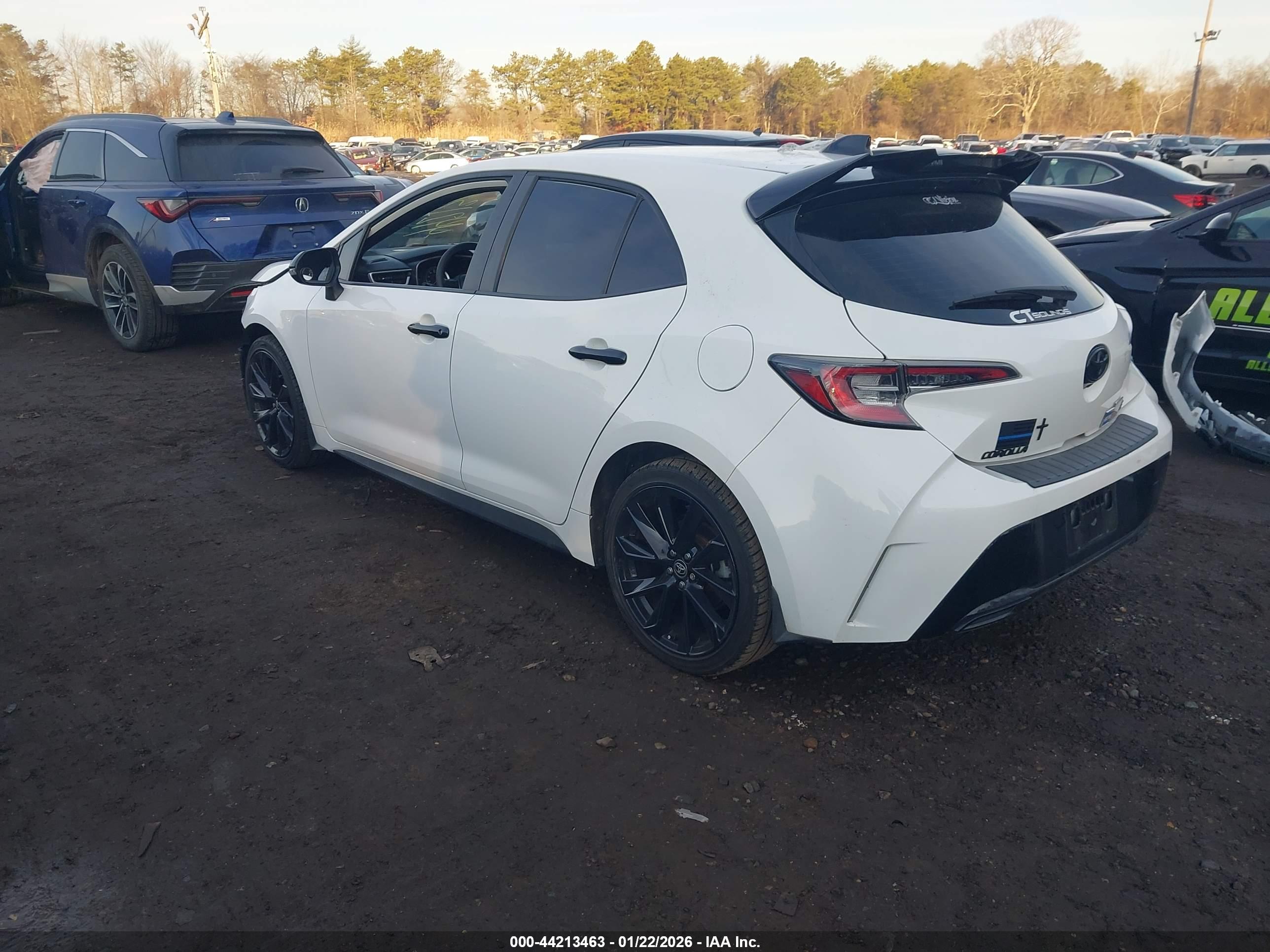TOYOTA COROLLA image 3
