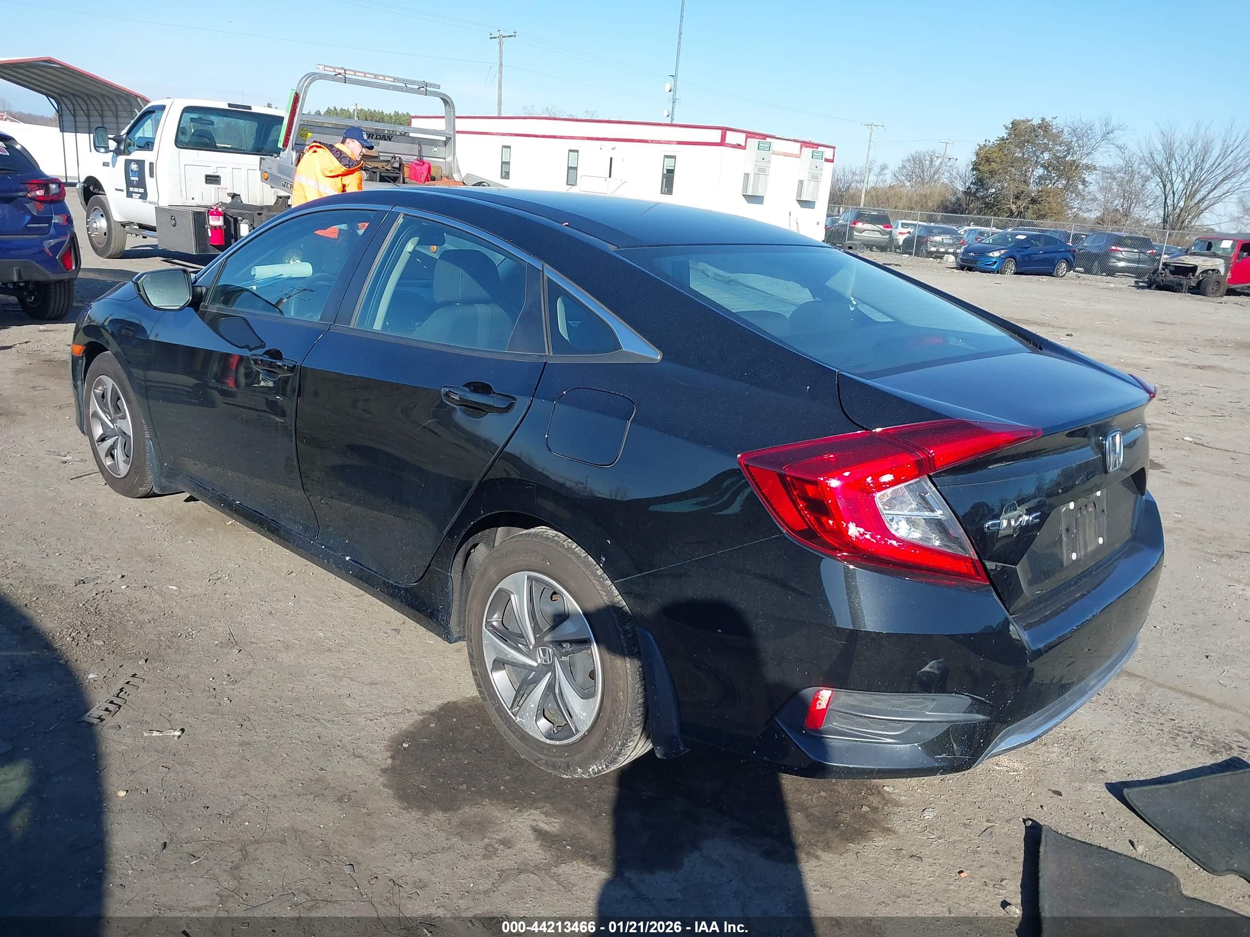 HONDA CIVIC image 3