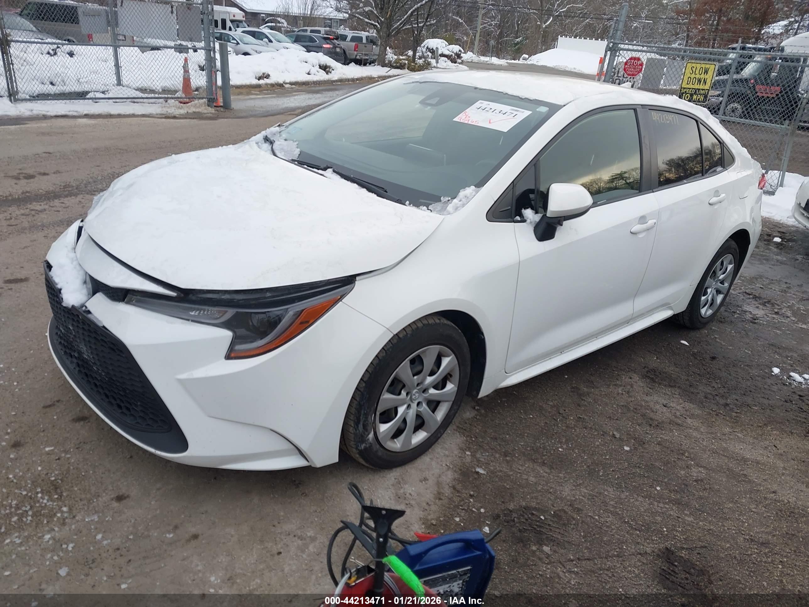 TOYOTA COROLLA image 2