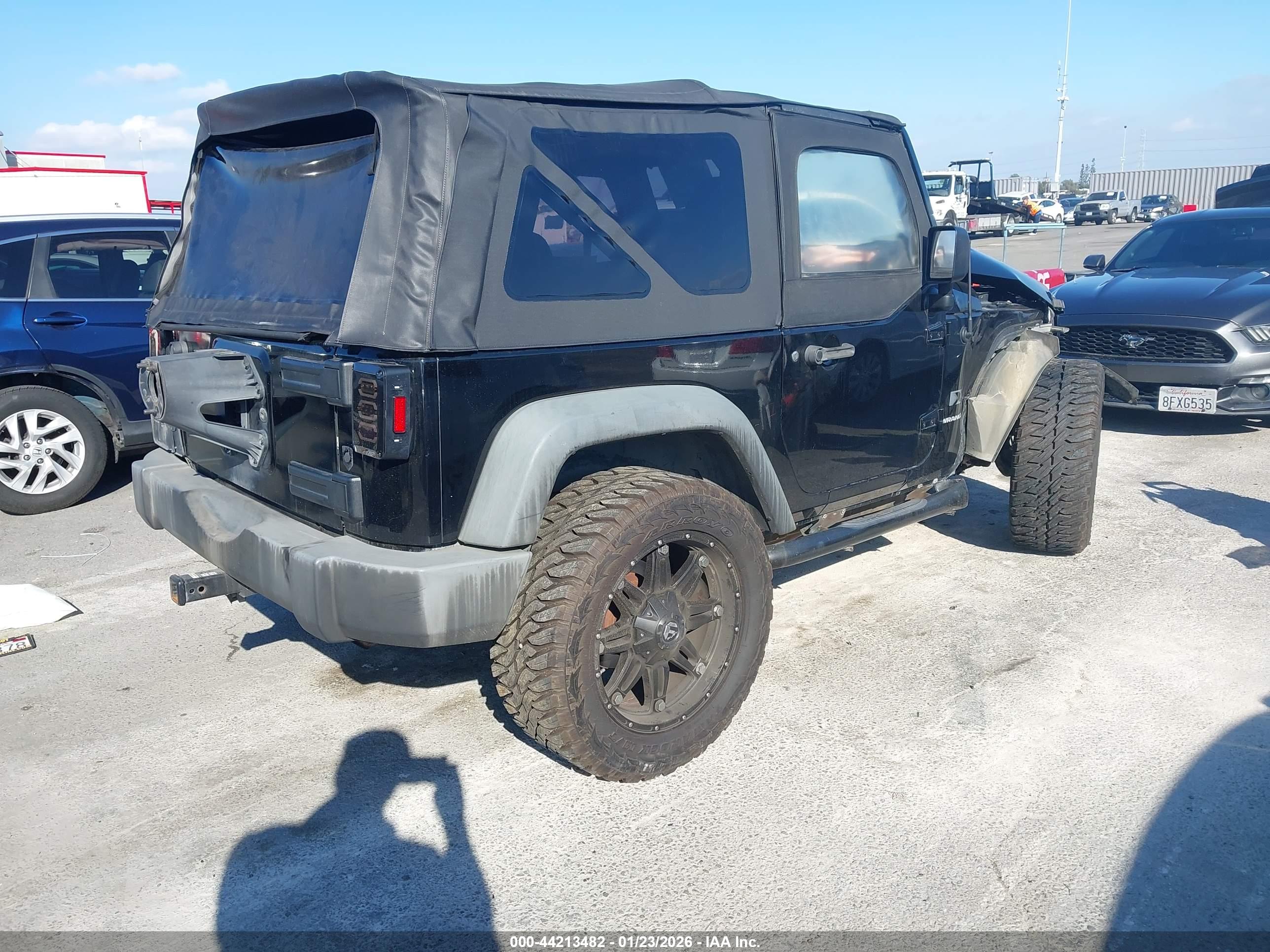 JEEP WRANGLER image 4