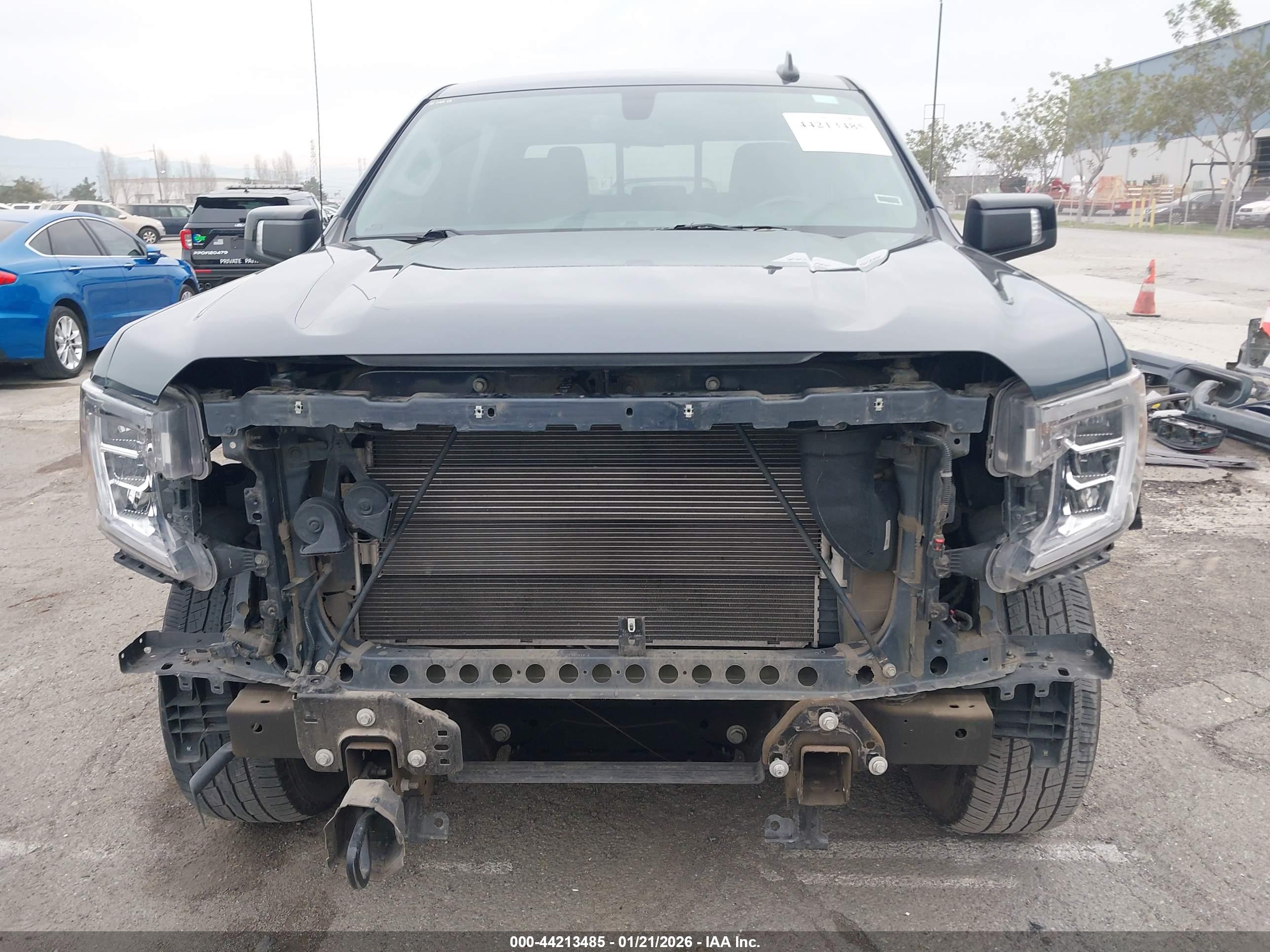 GMC SIERRA image 6