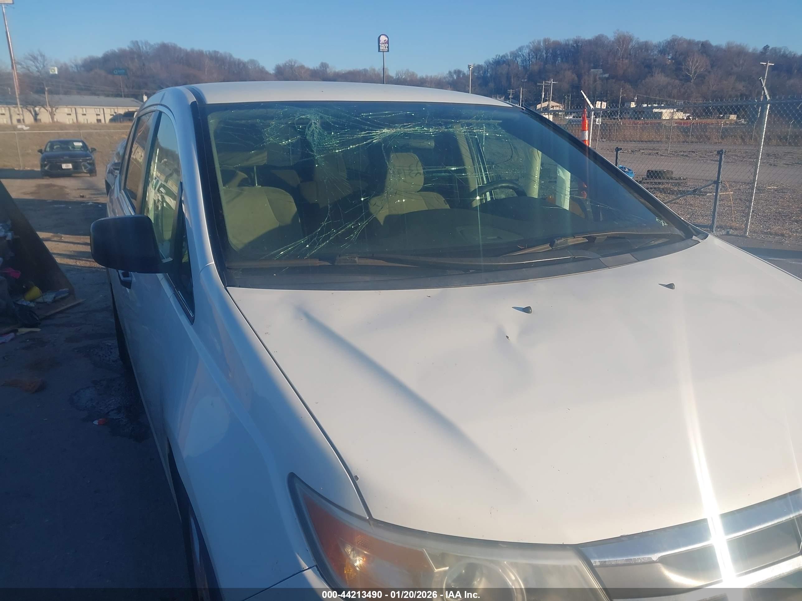 HONDA ODYSSEY image 6