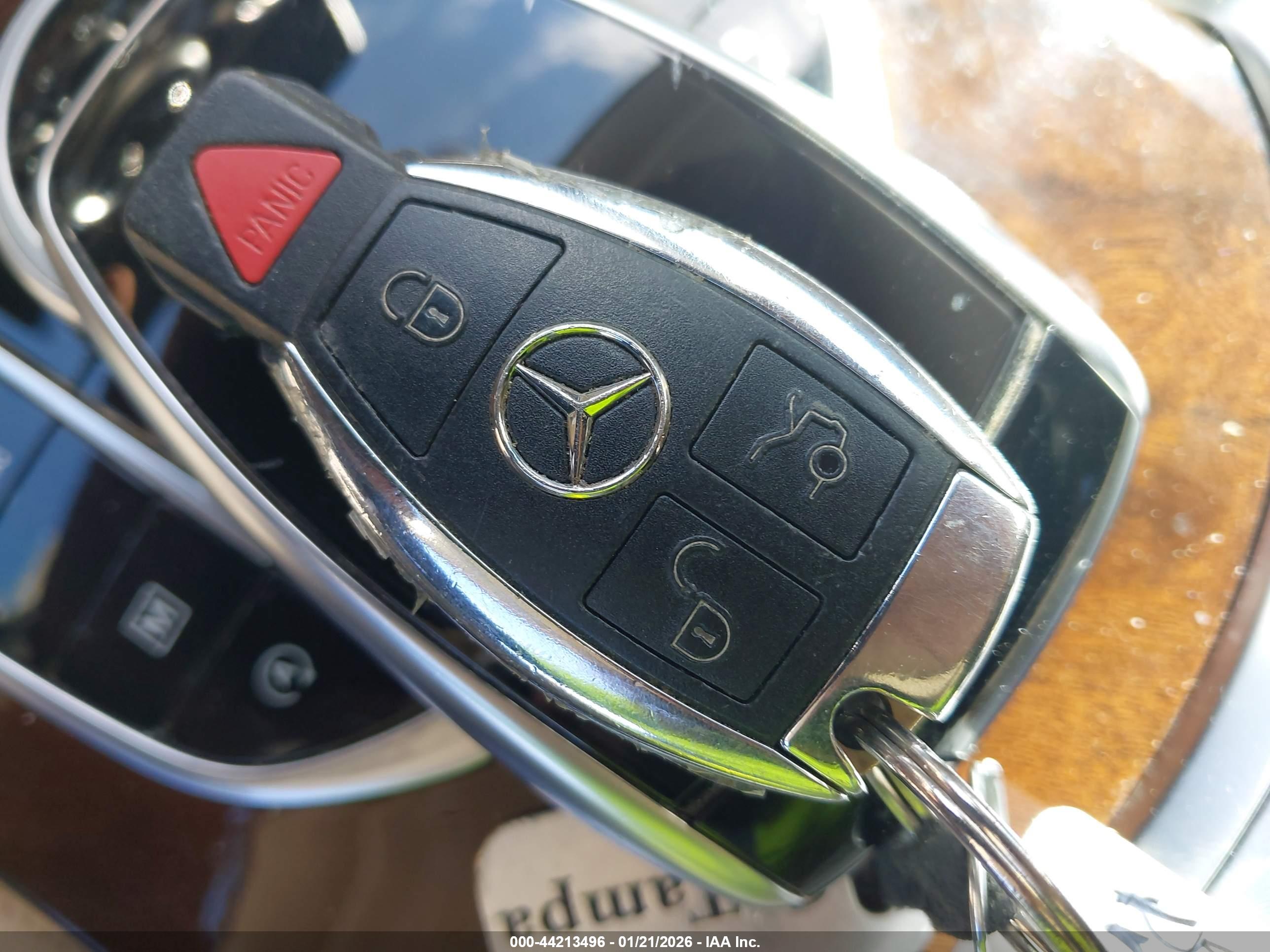 MERCEDES-BENZ GLC image 11