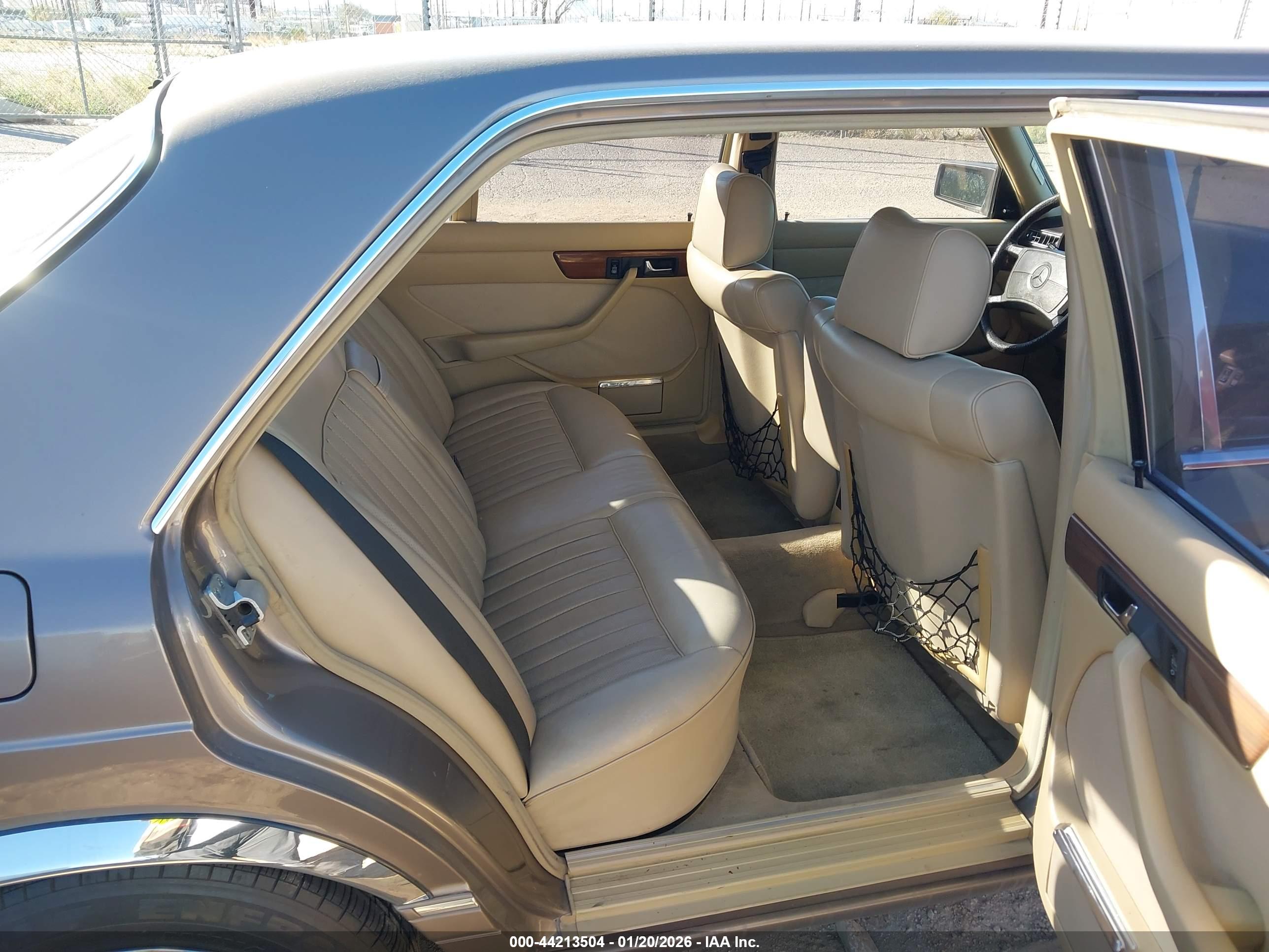 MERCEDES-BENZ 420 image 8