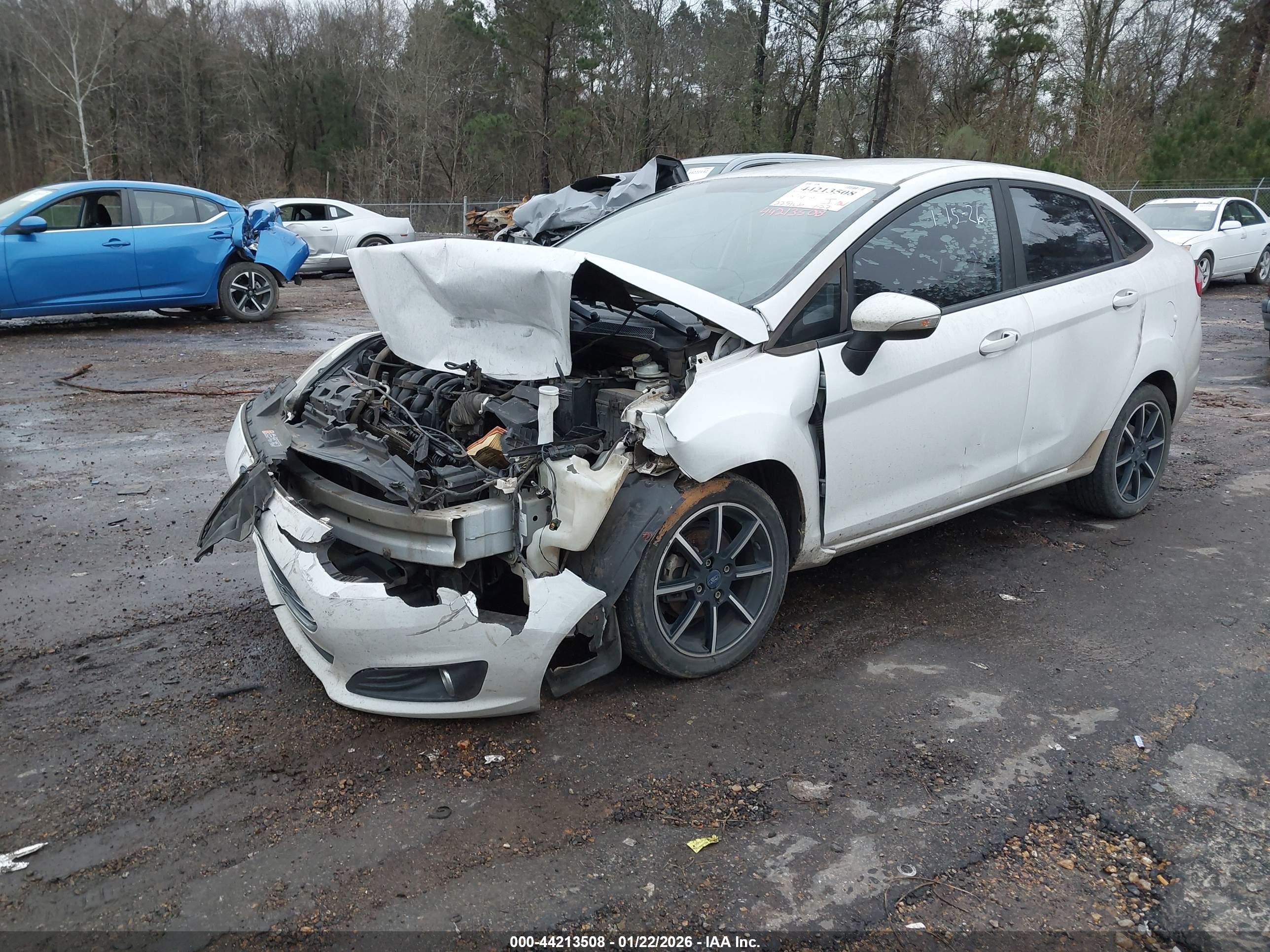 FORD FIESTA image 2