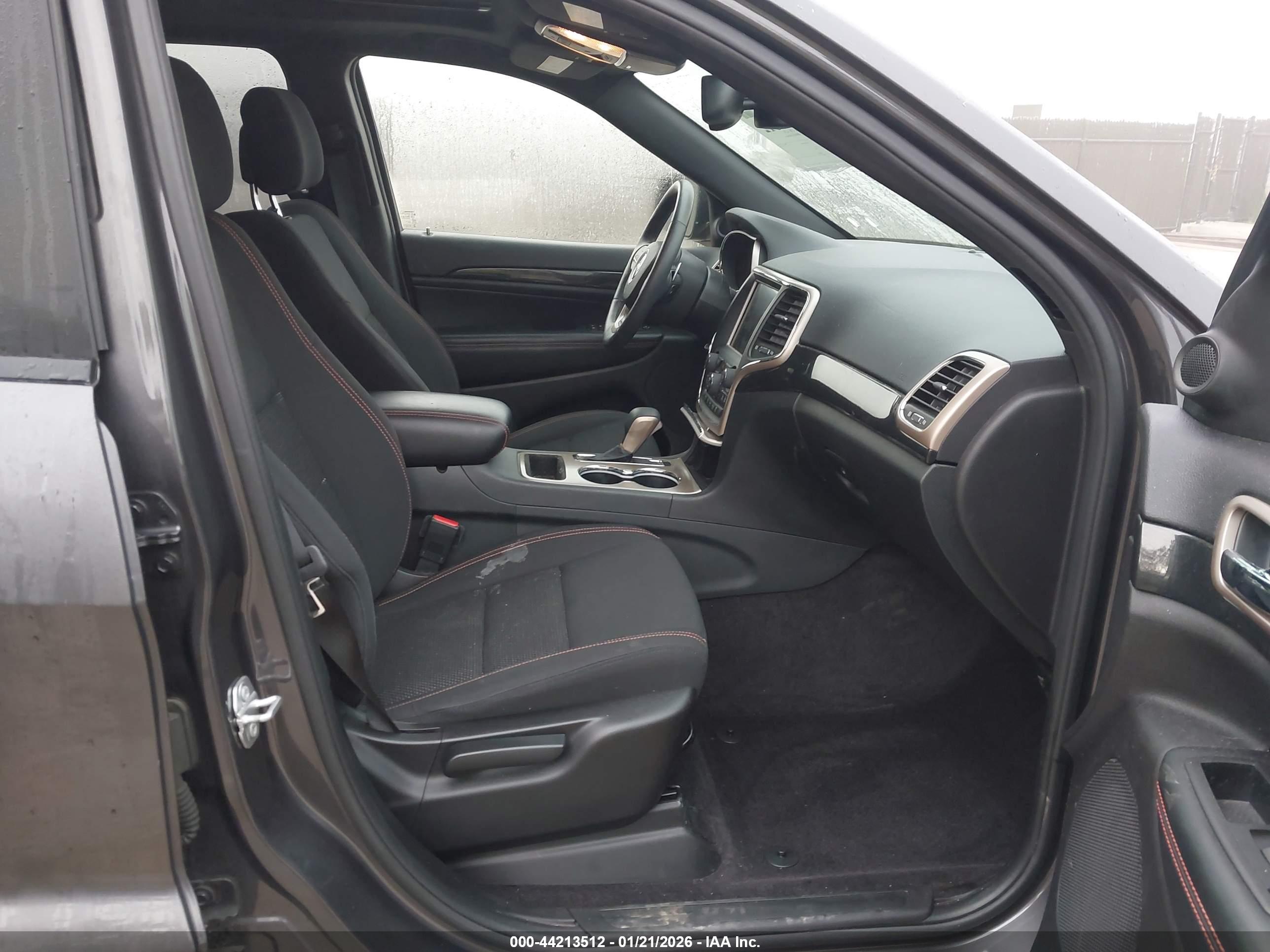 JEEP GRAND image 5