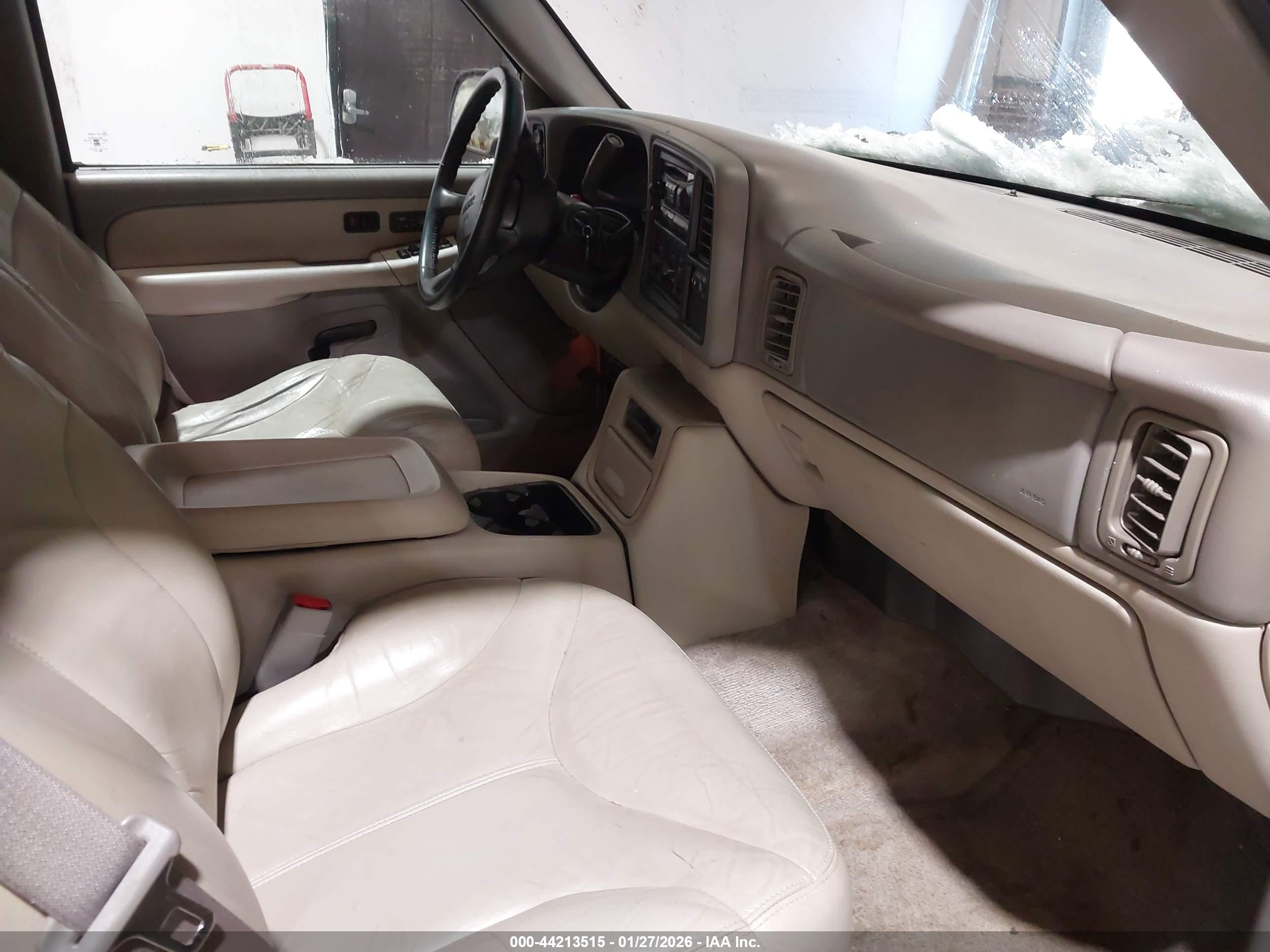 GMC YUKON image 5