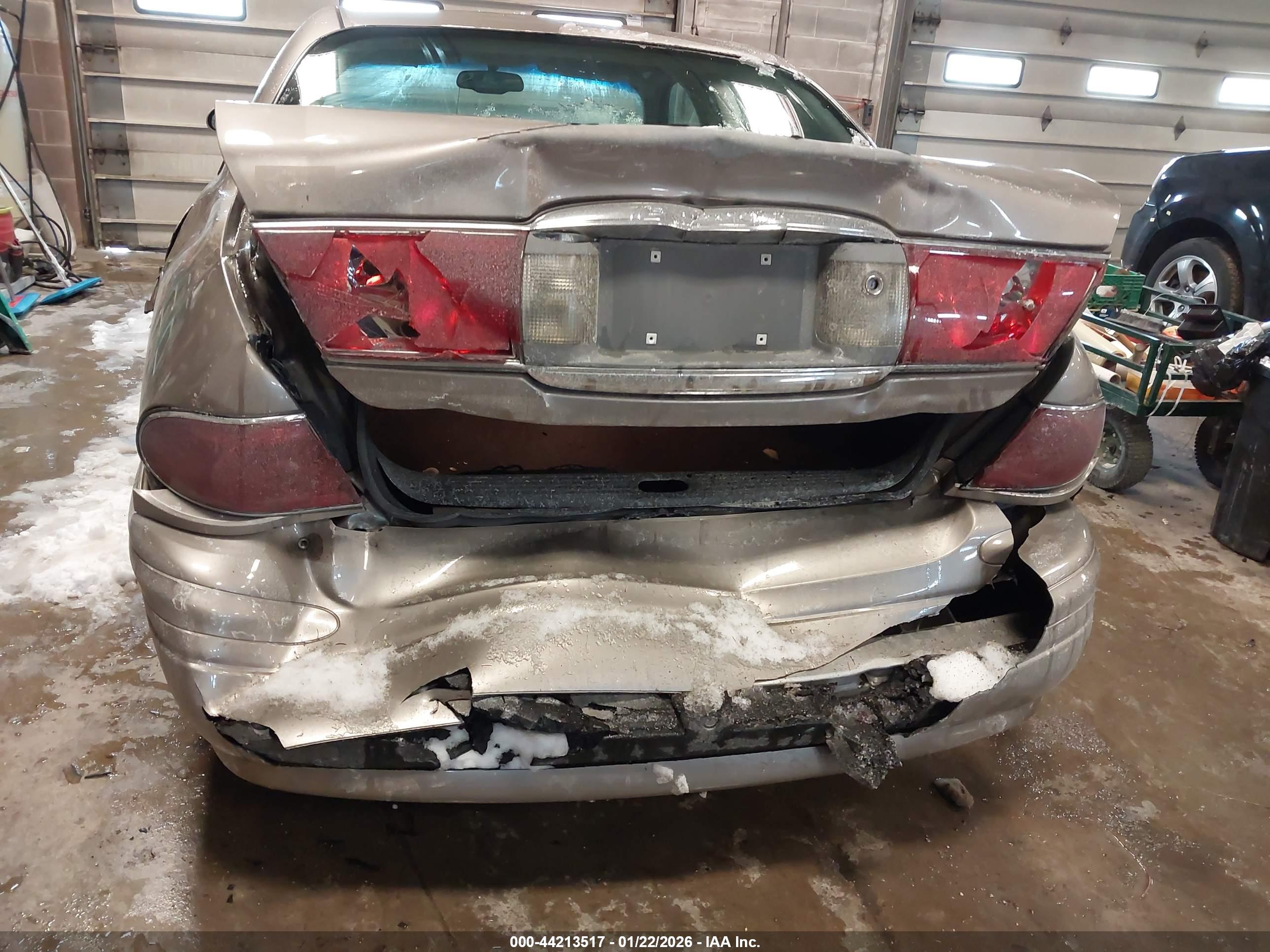 BUICK LESABRE image 6