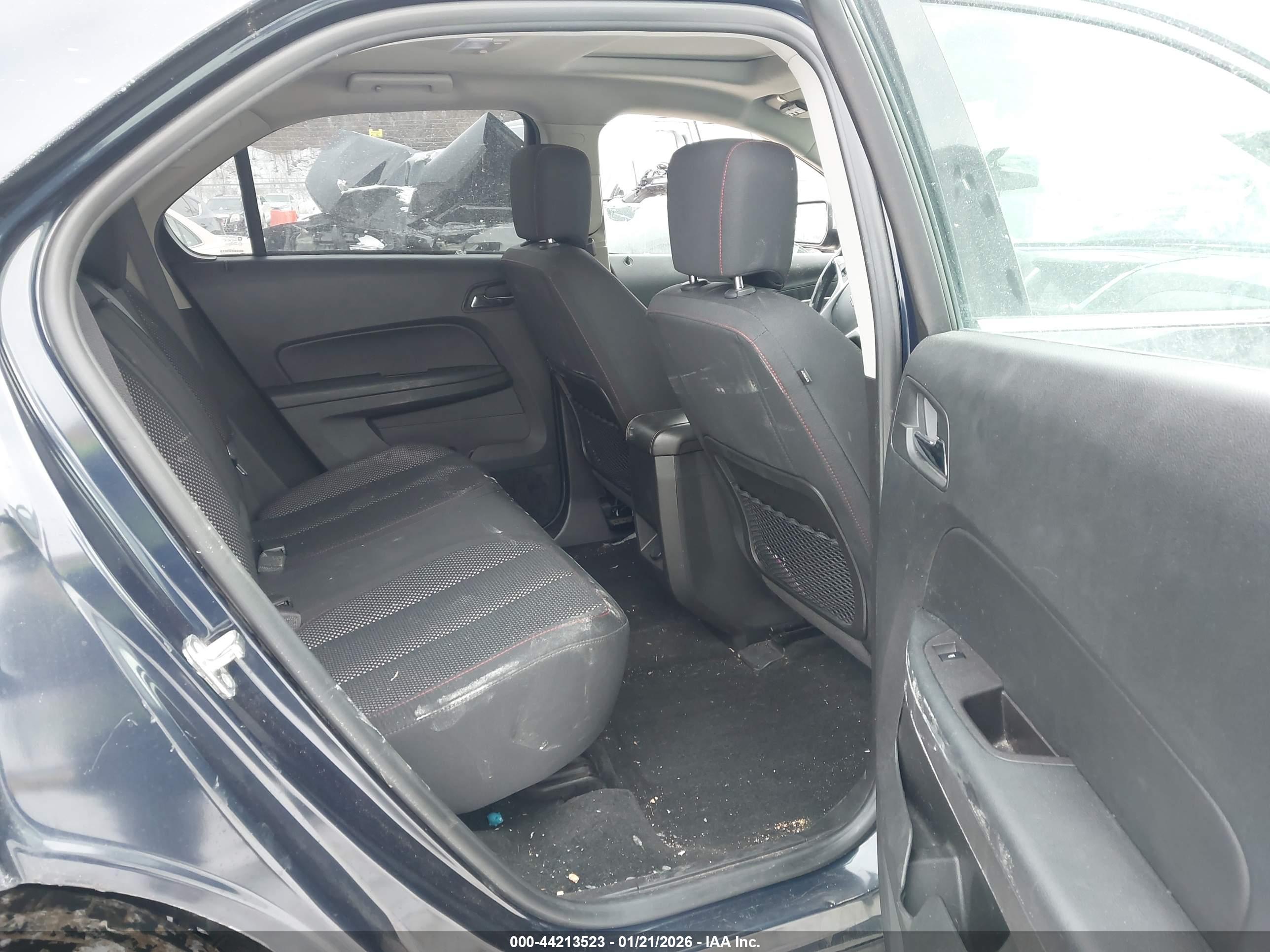 CHEVROLET EQUINOX image 8