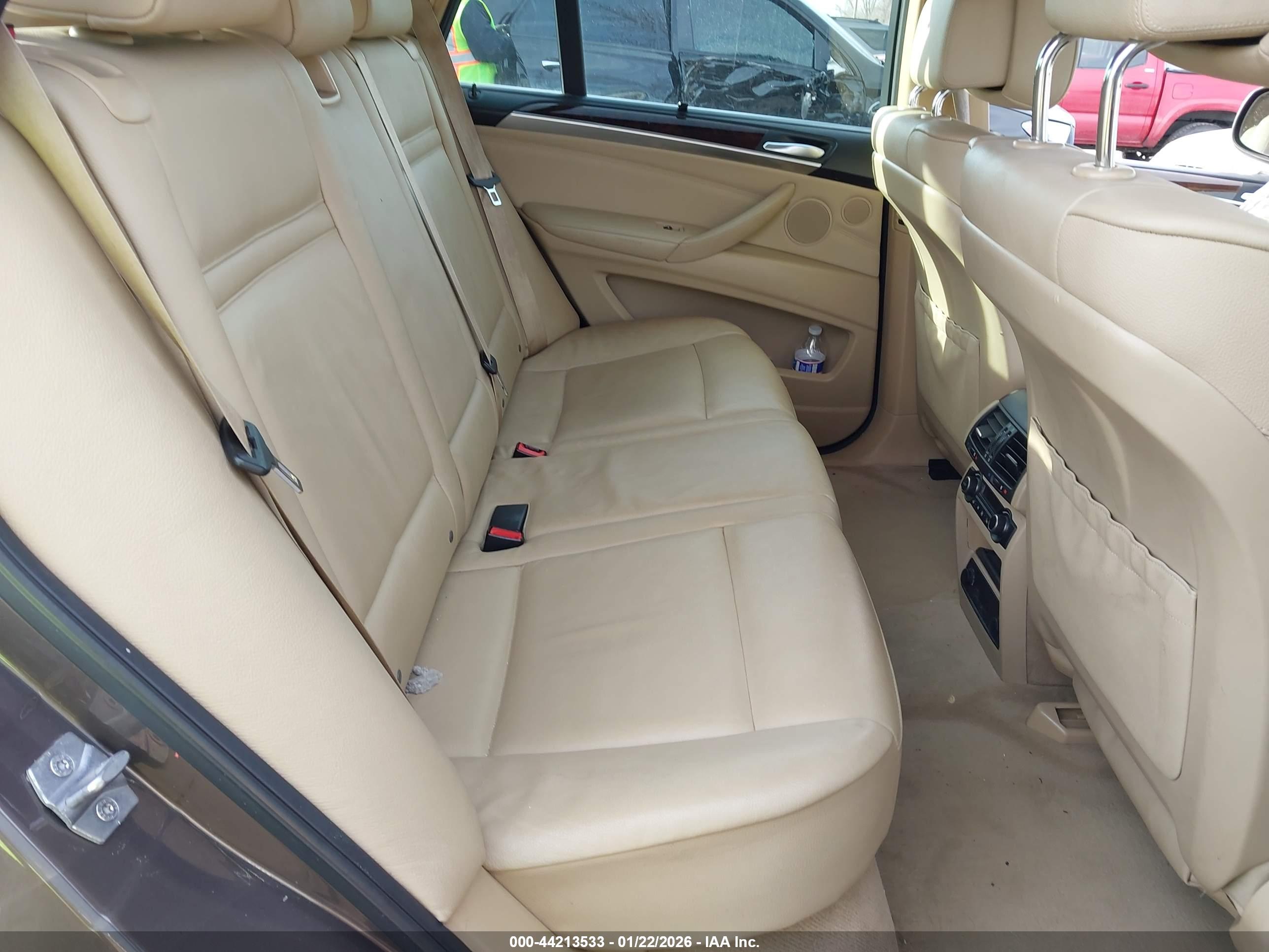 BMW X5 image 8