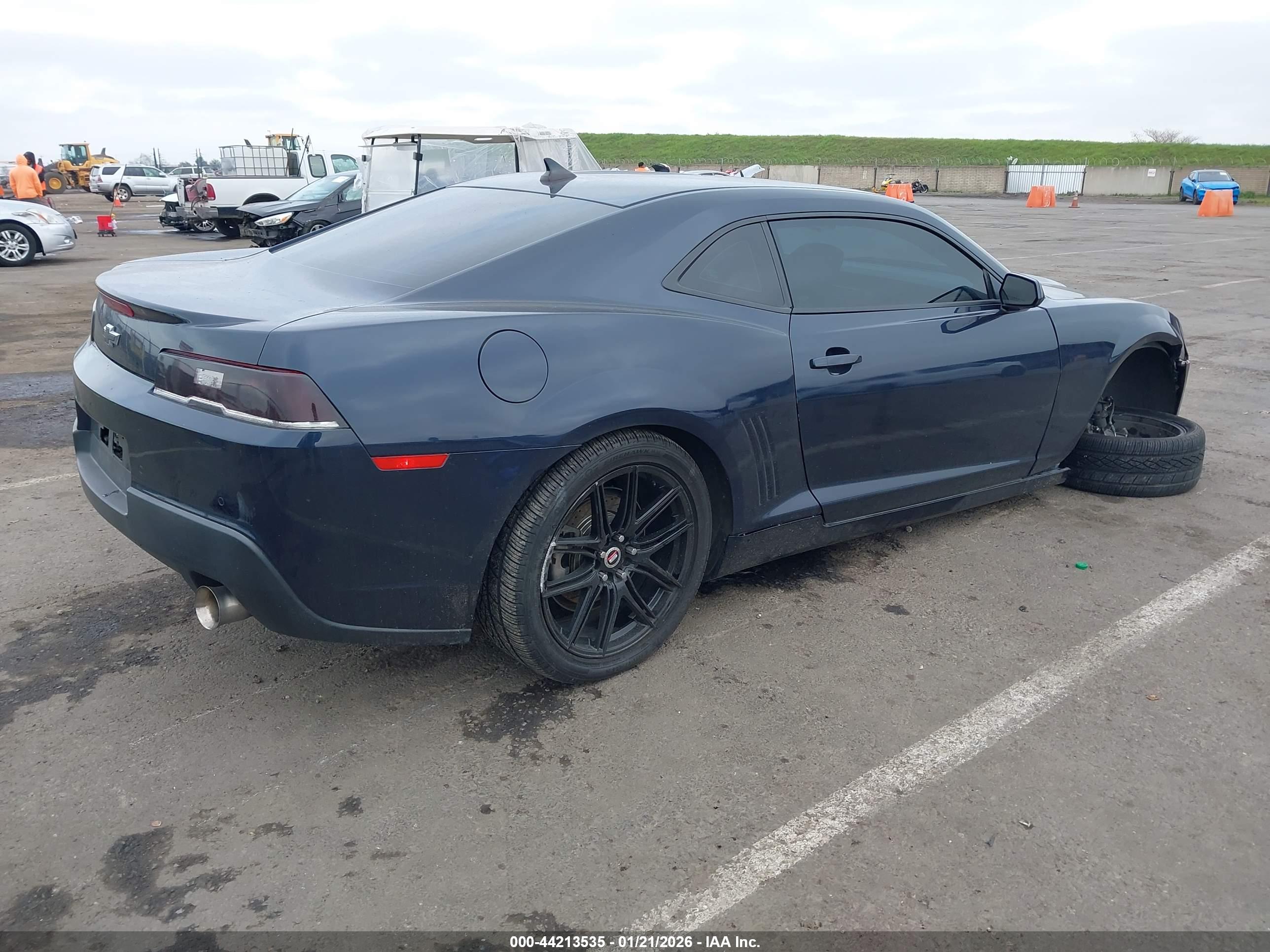 CHEVROLET CAMARO image 4