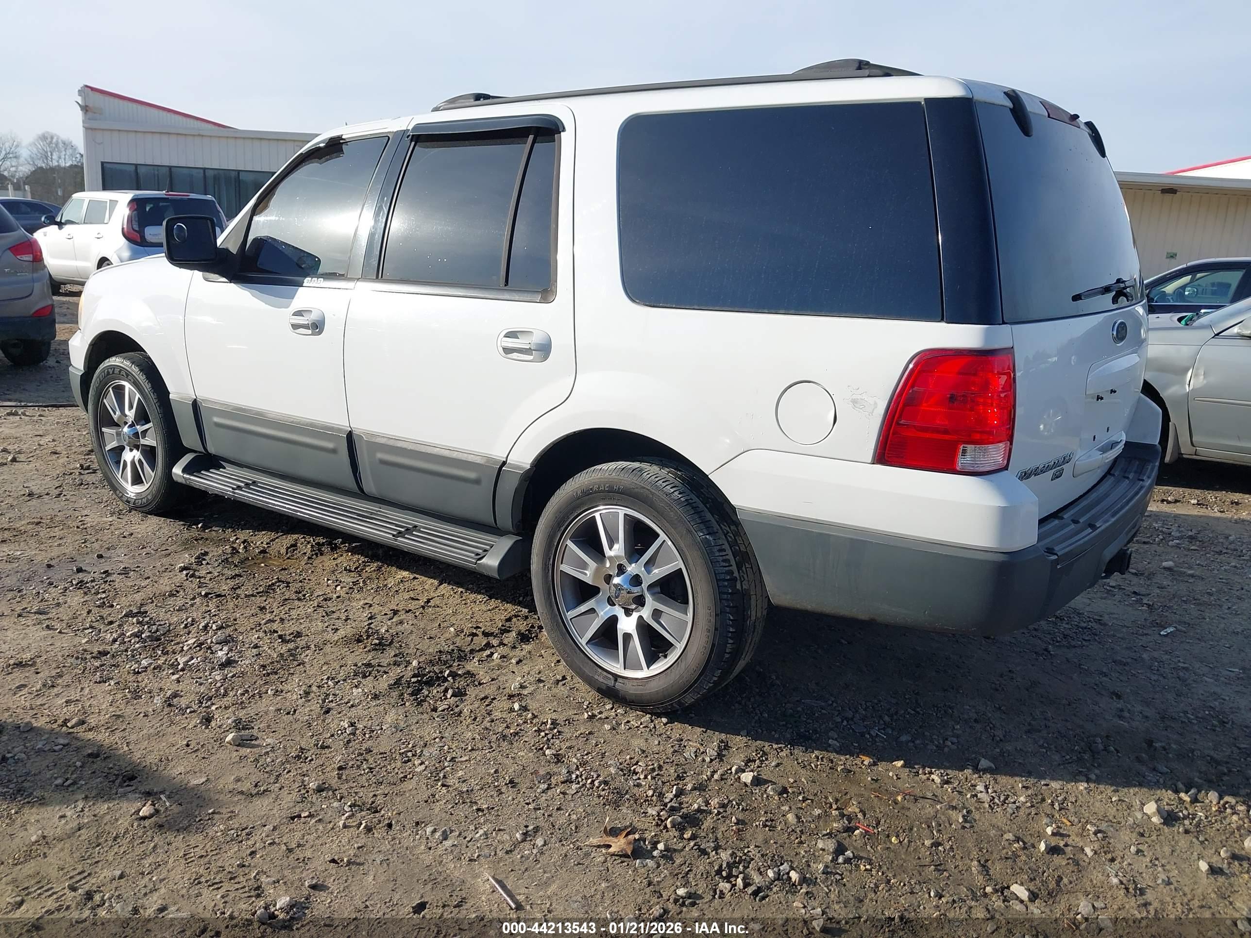 FORD EXPEDITION image 3