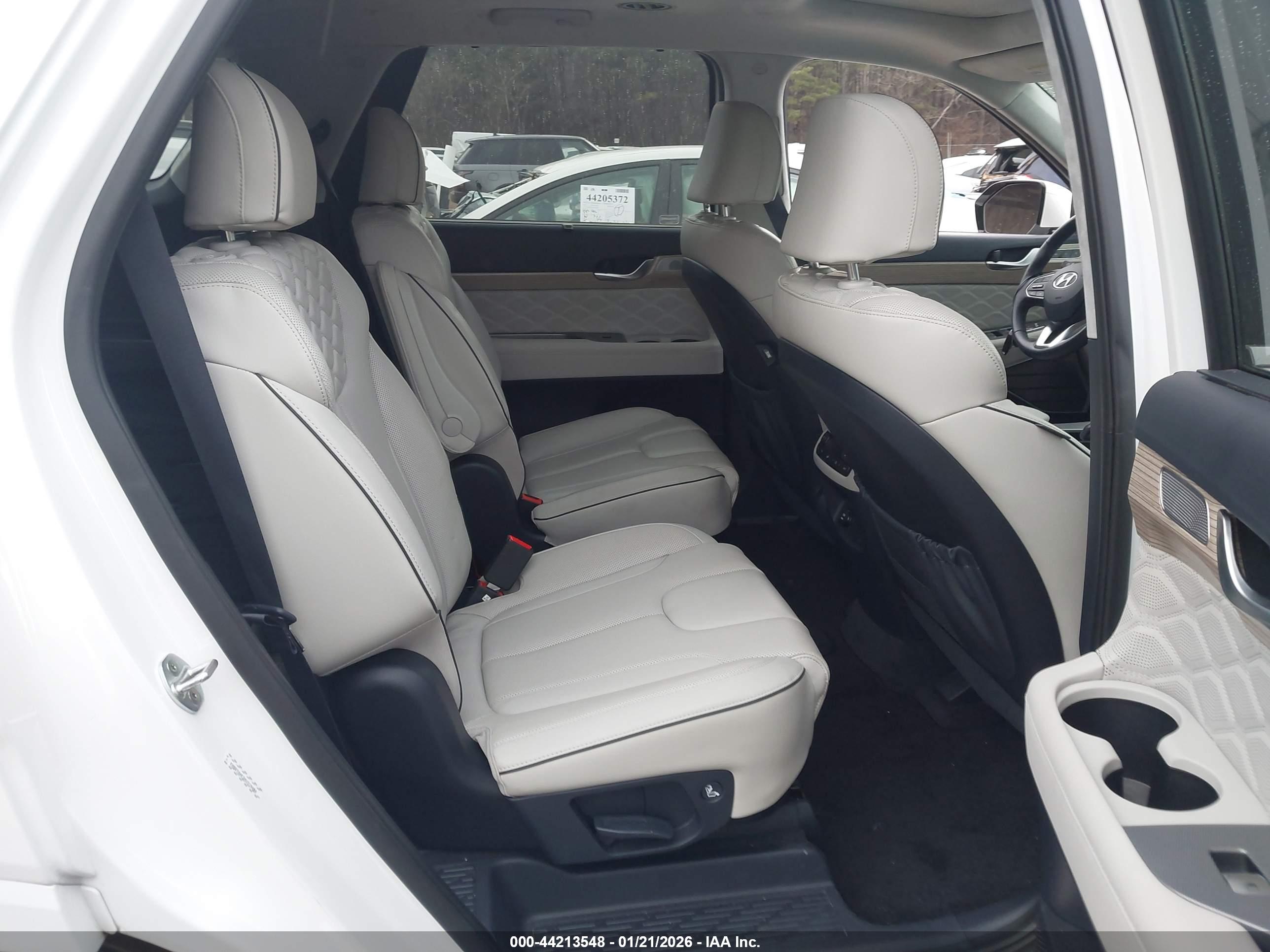 HYUNDAI PALISADE image 8