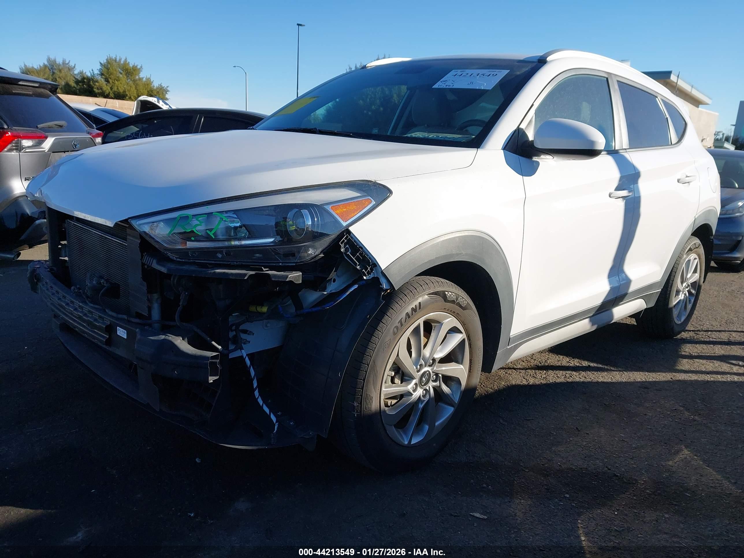 HYUNDAI TUCSON image 2
