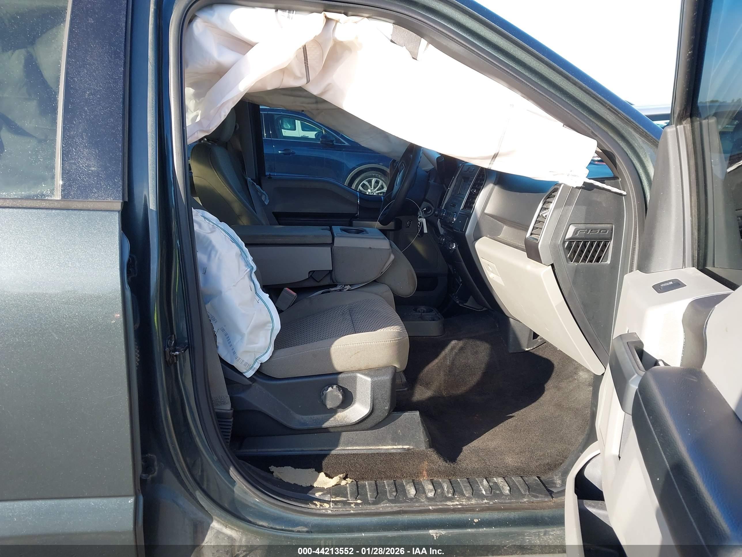 FORD F-150 image 5