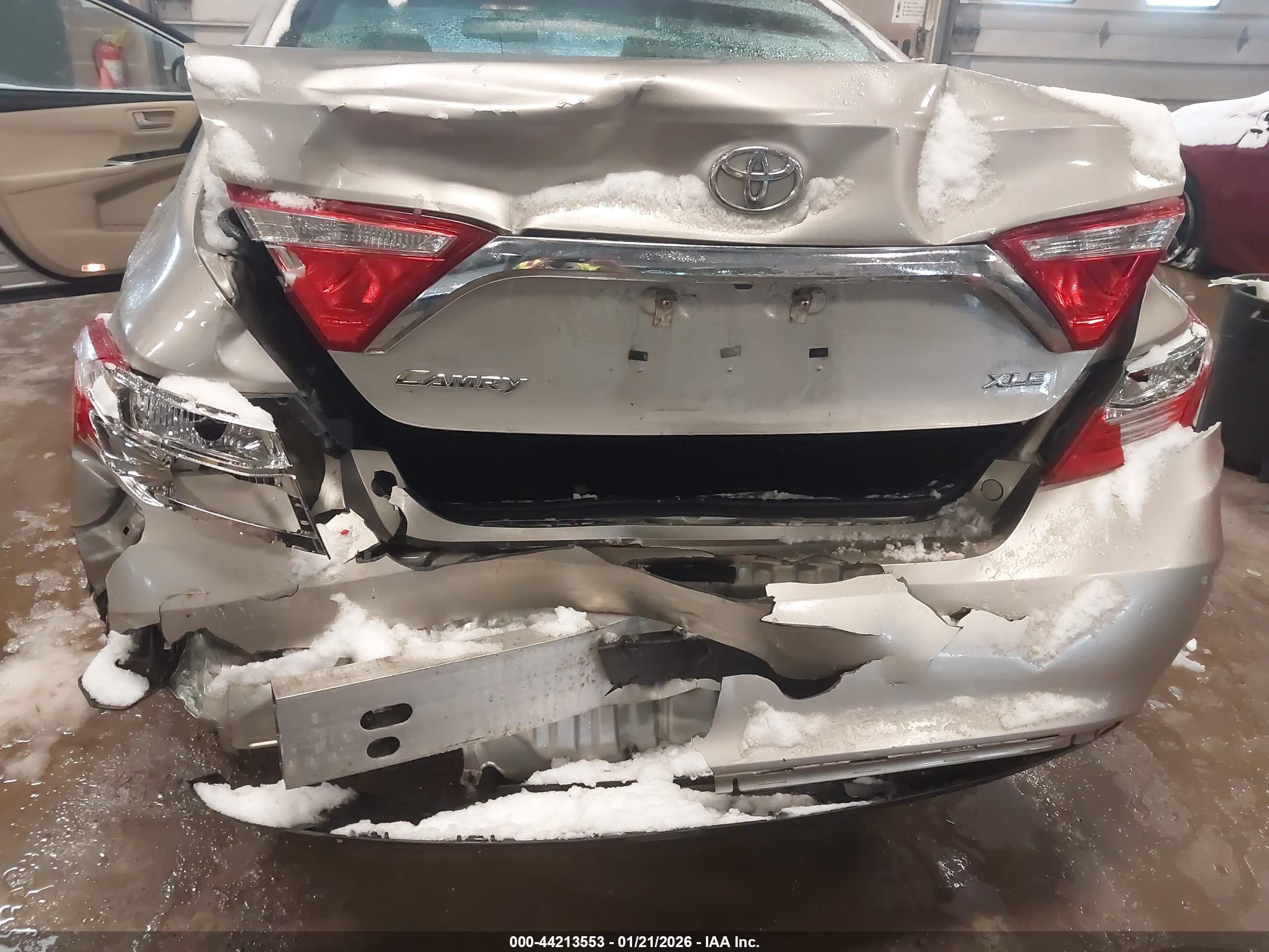 TOYOTA CAMRY image 6