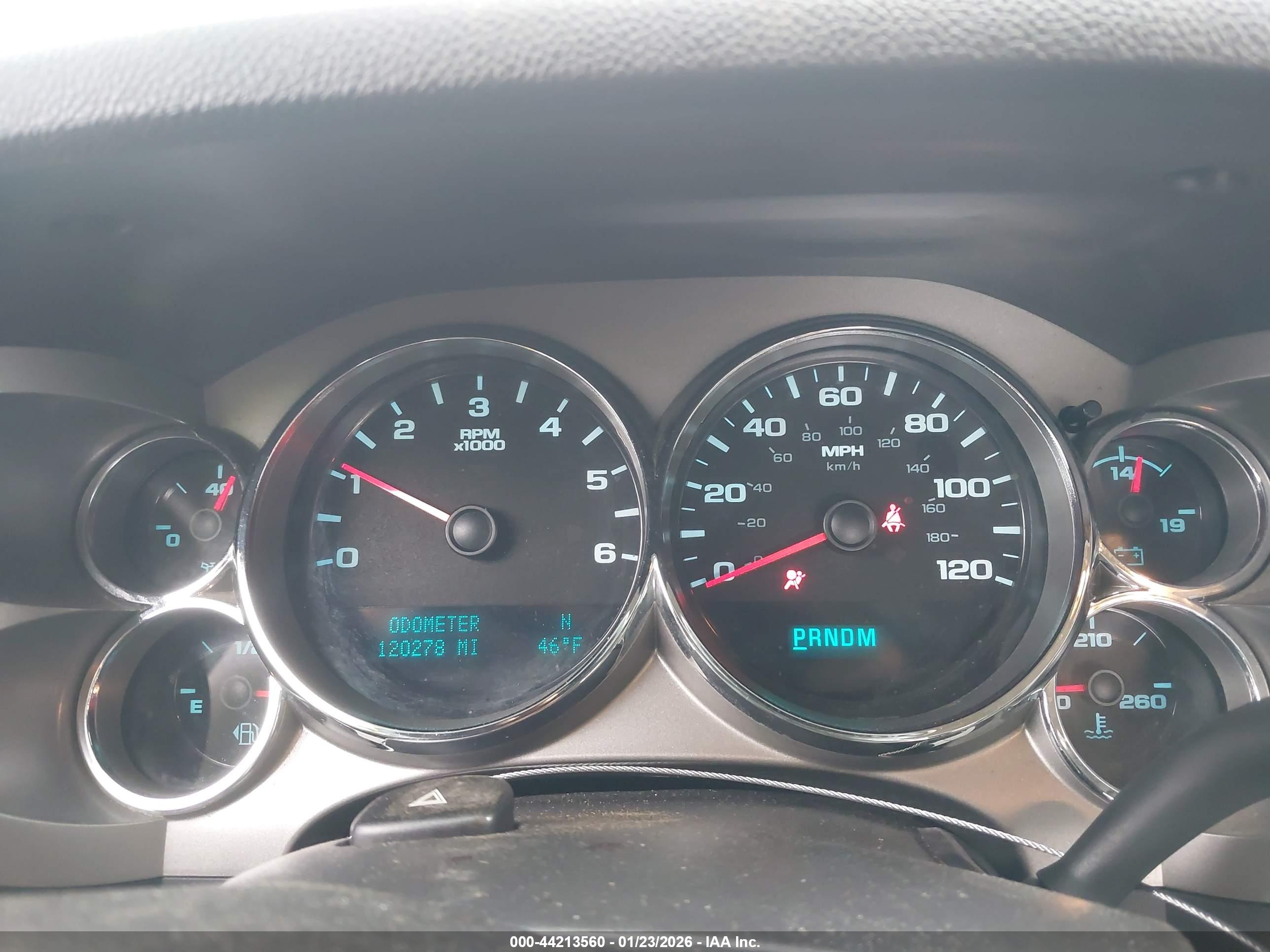 CHEVROLET SILVERADO image 7