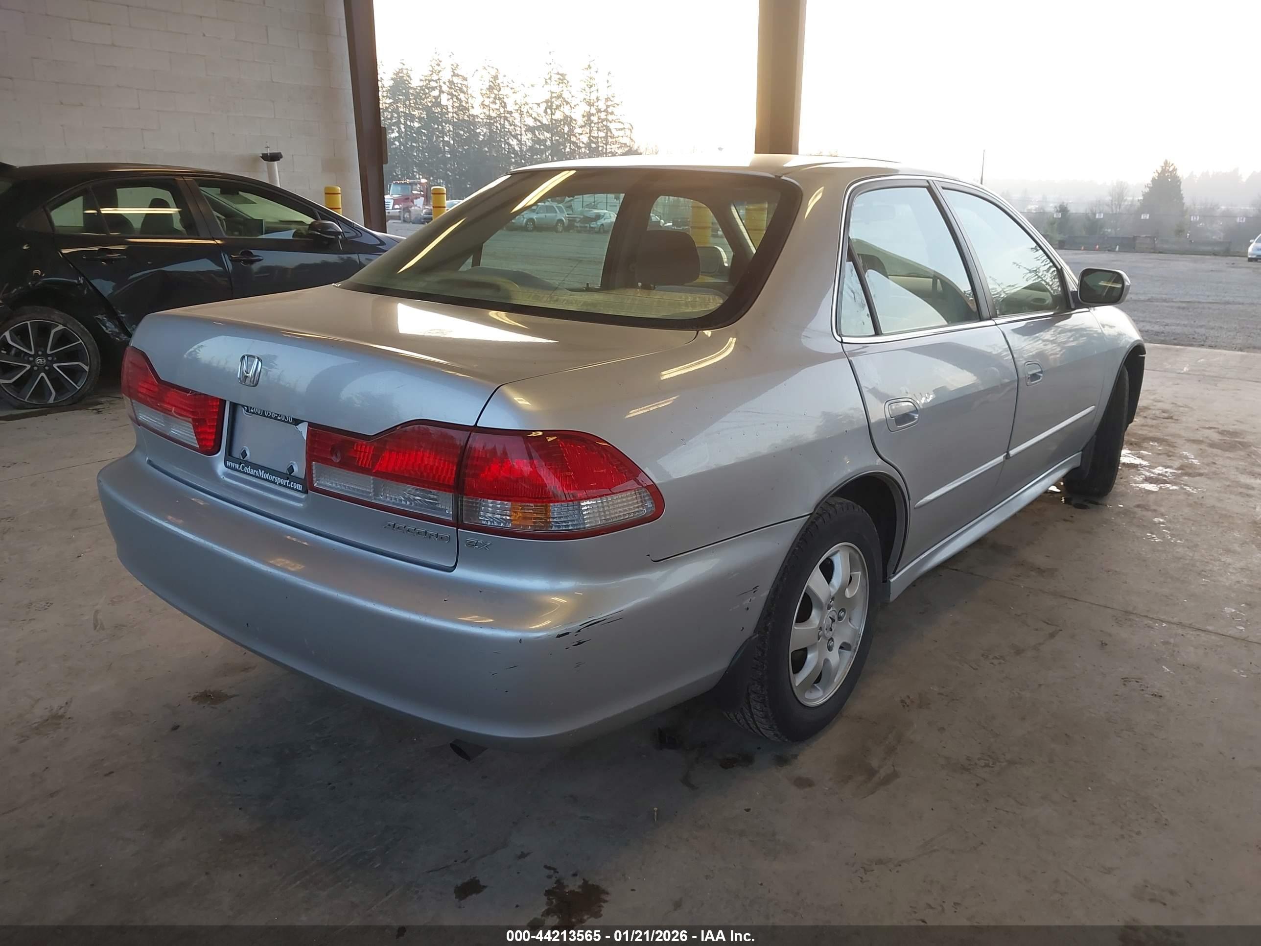 HONDA ACCORD image 4
