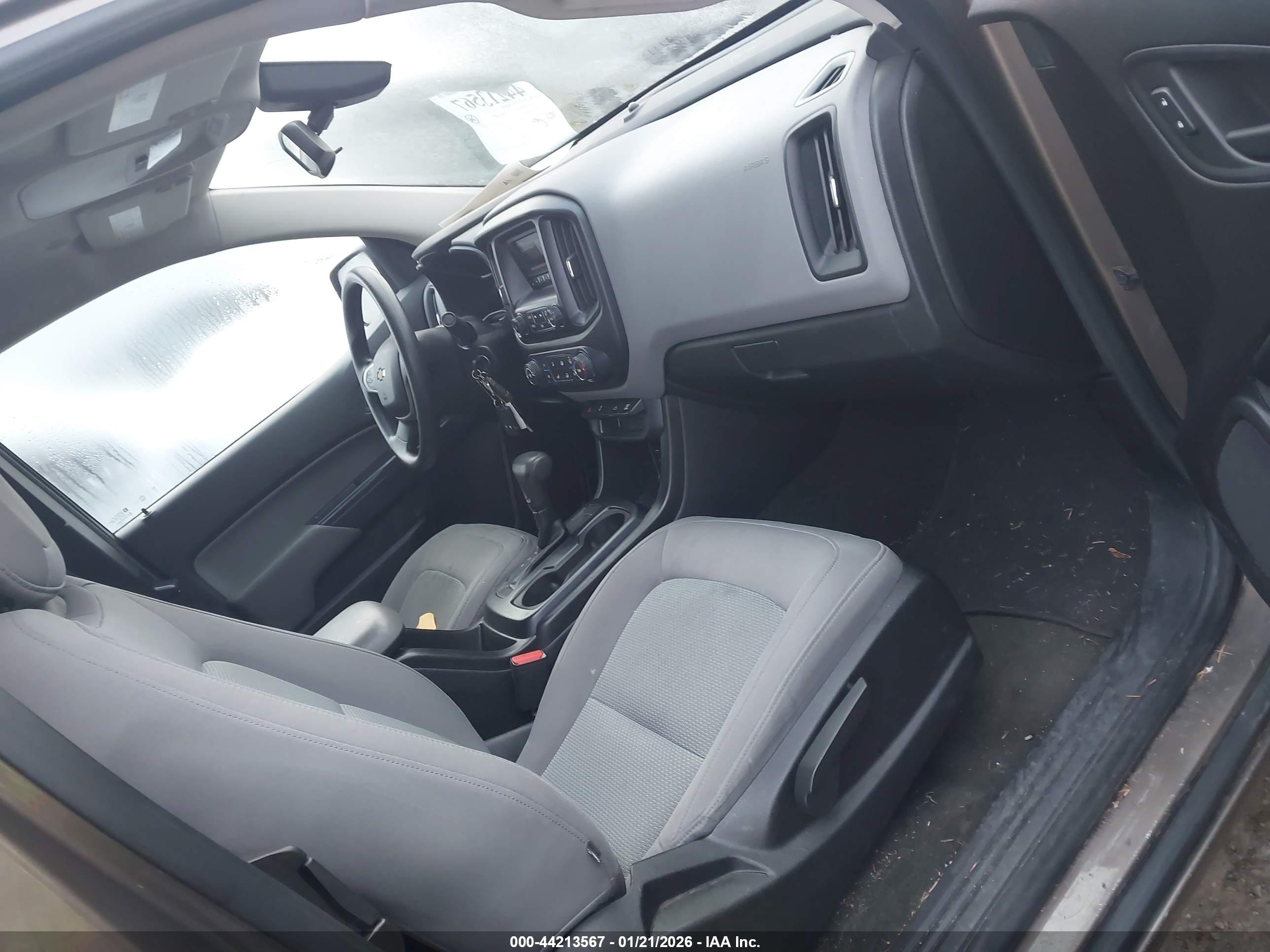 CHEVROLET COLORADO image 5