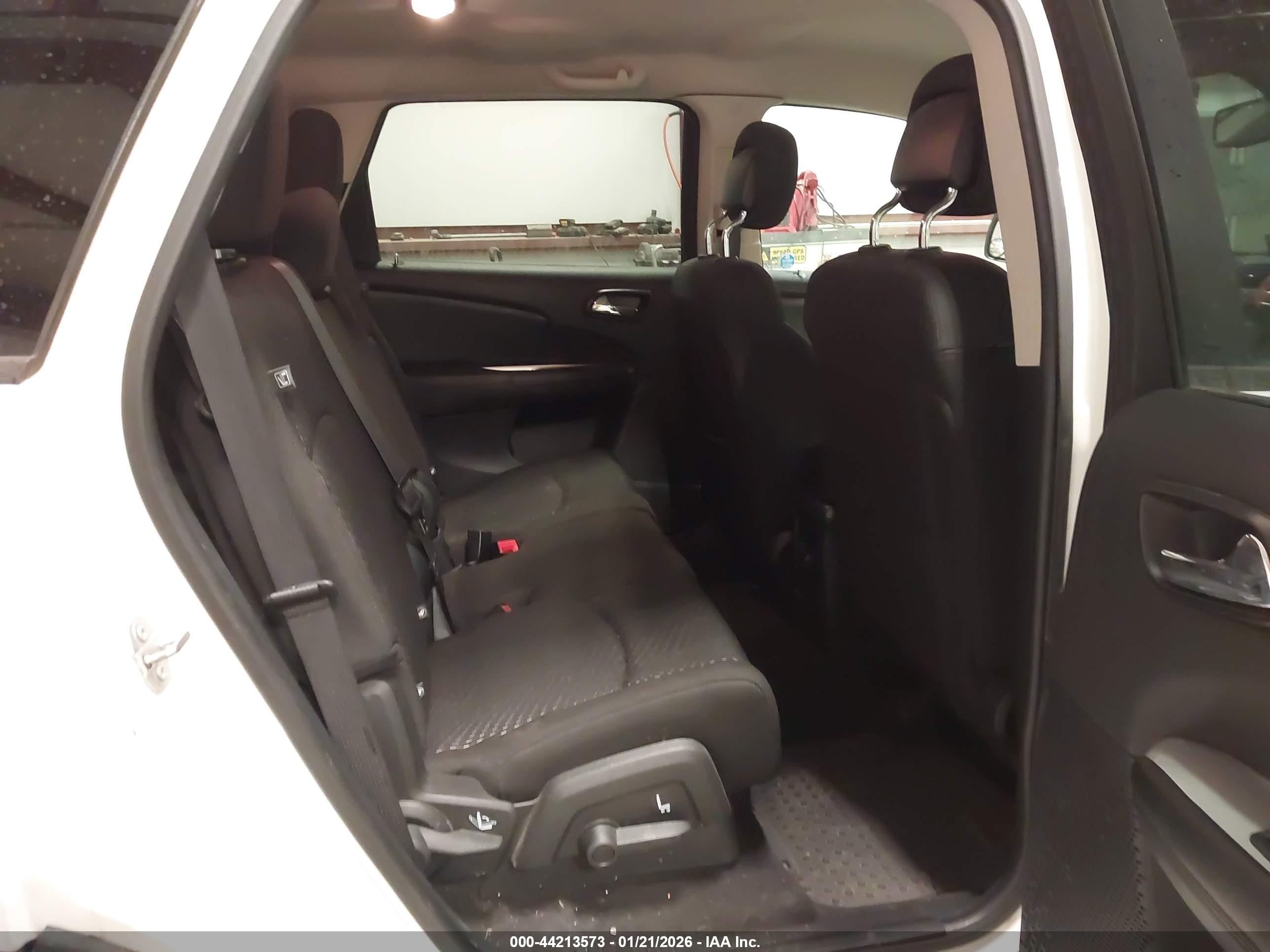 DODGE JOURNEY image 8