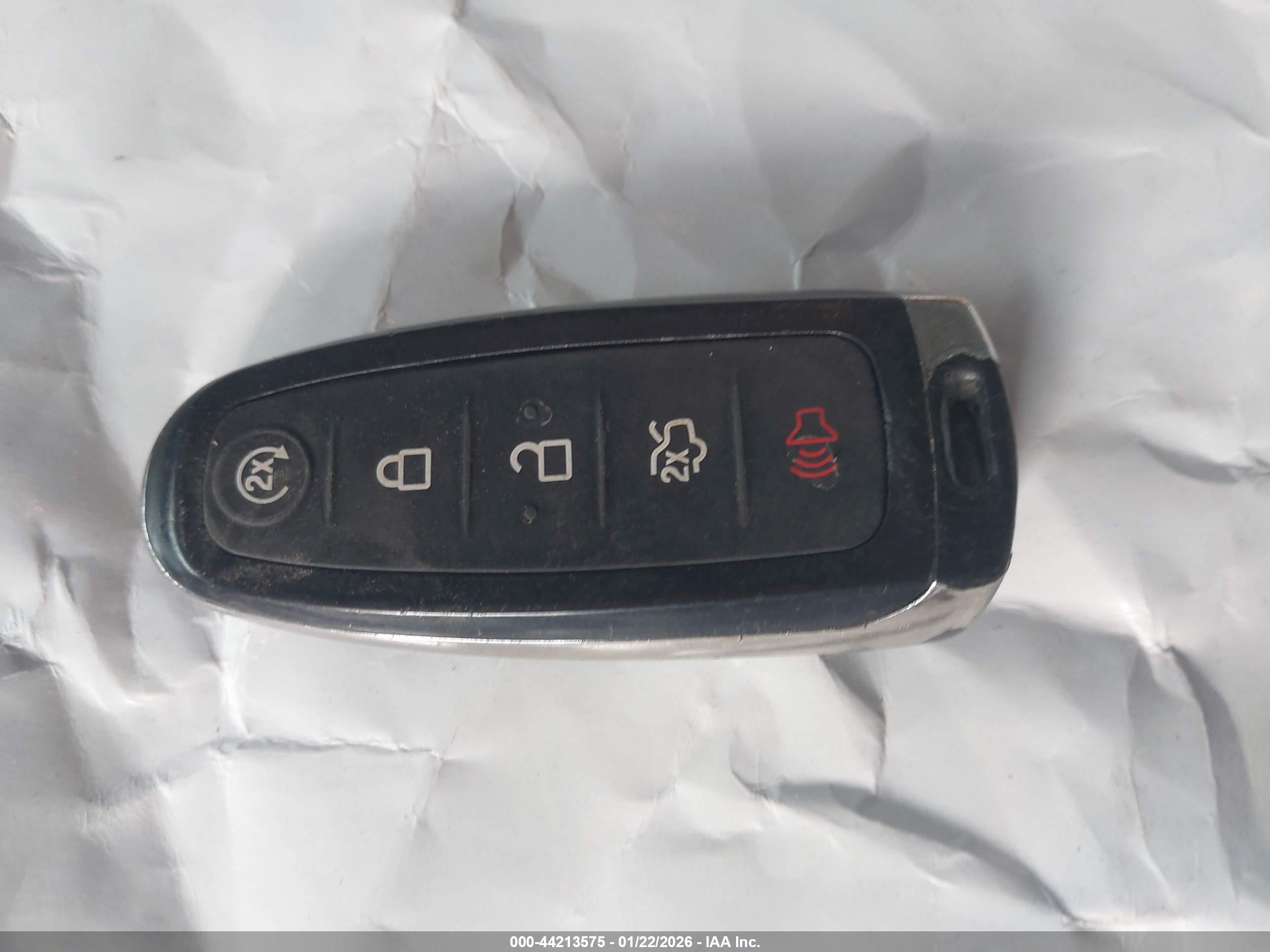 FORD TAURUS image 11