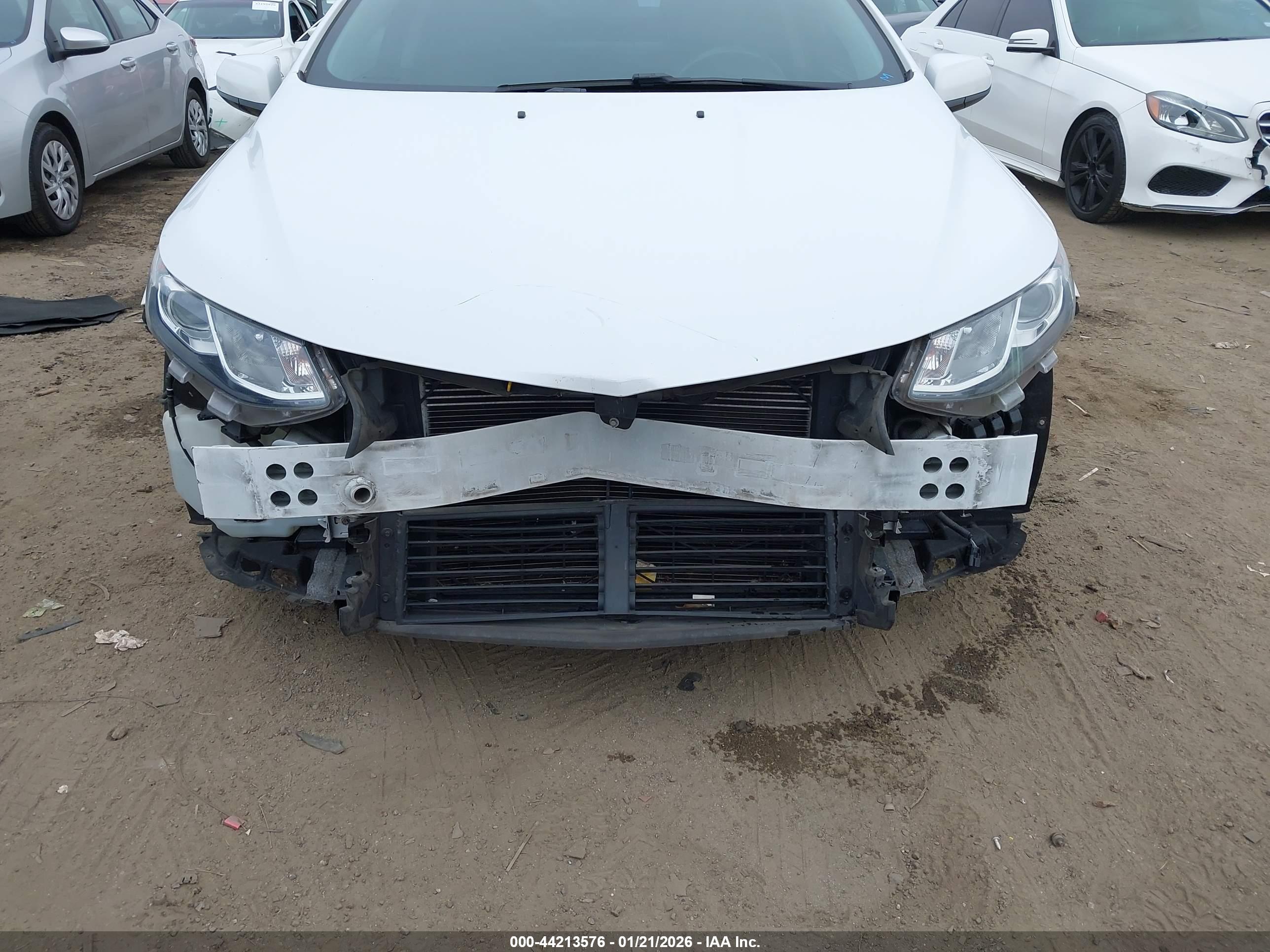 CHEVROLET VOLT image 6