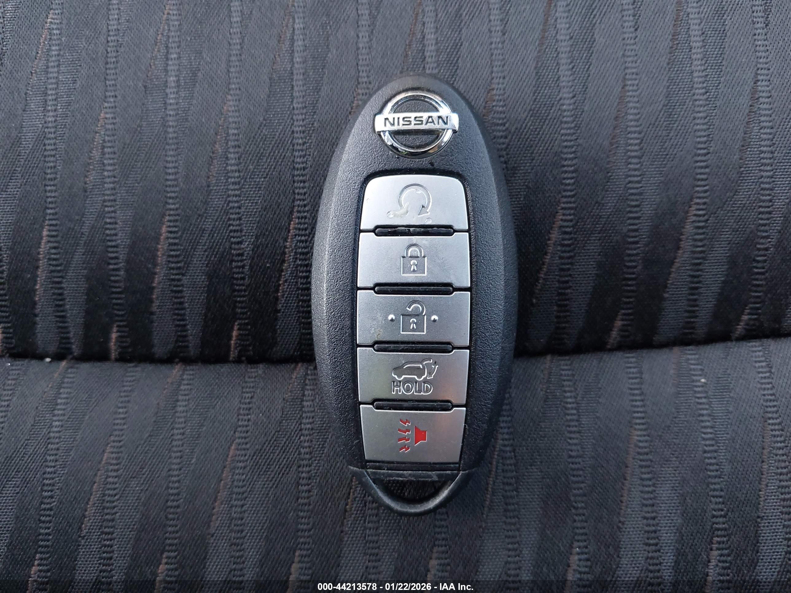 NISSAN ROGUE image 11