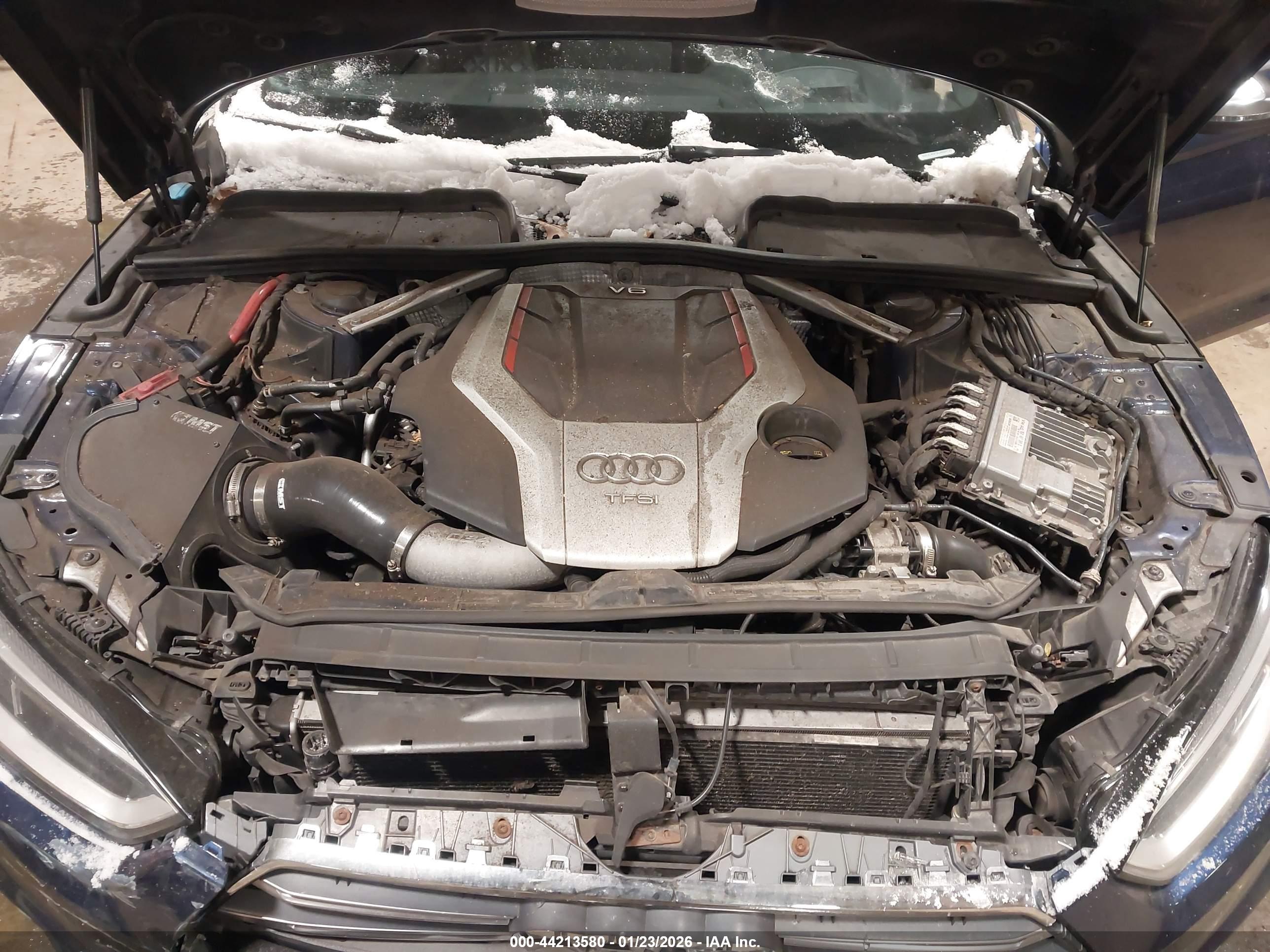 AUDI S5 image 10