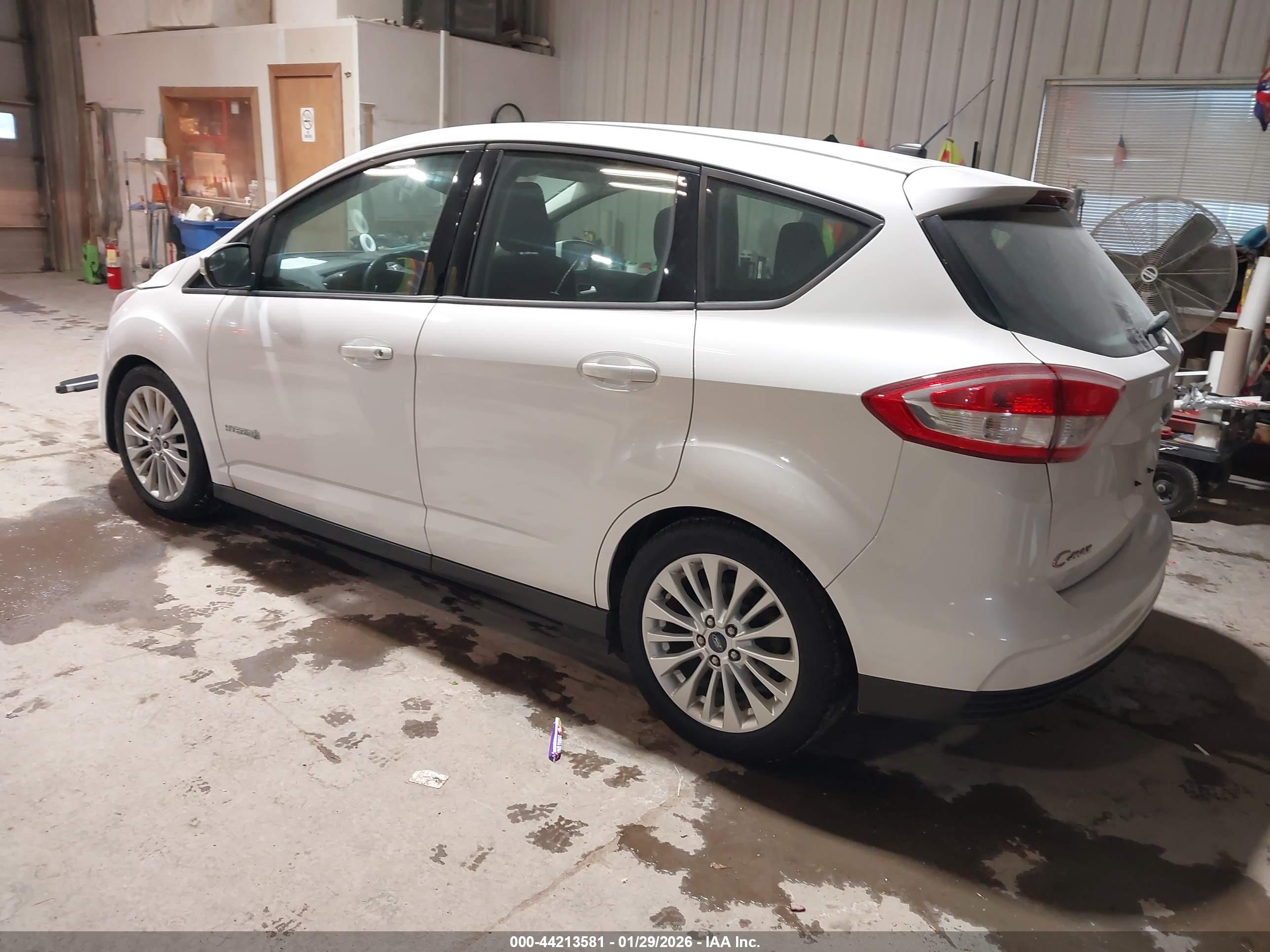 FORD C-MAX image 3