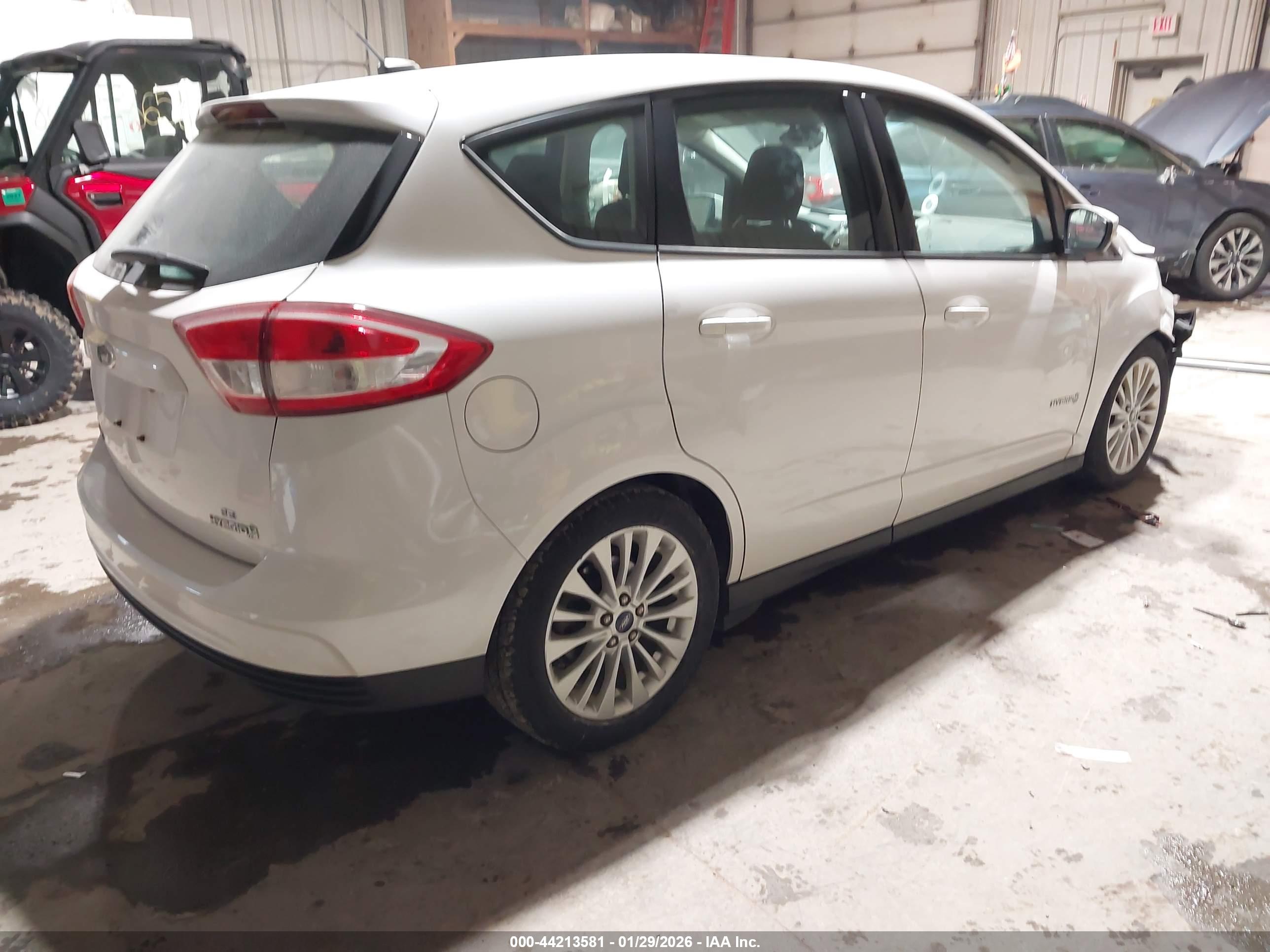 FORD C-MAX image 4