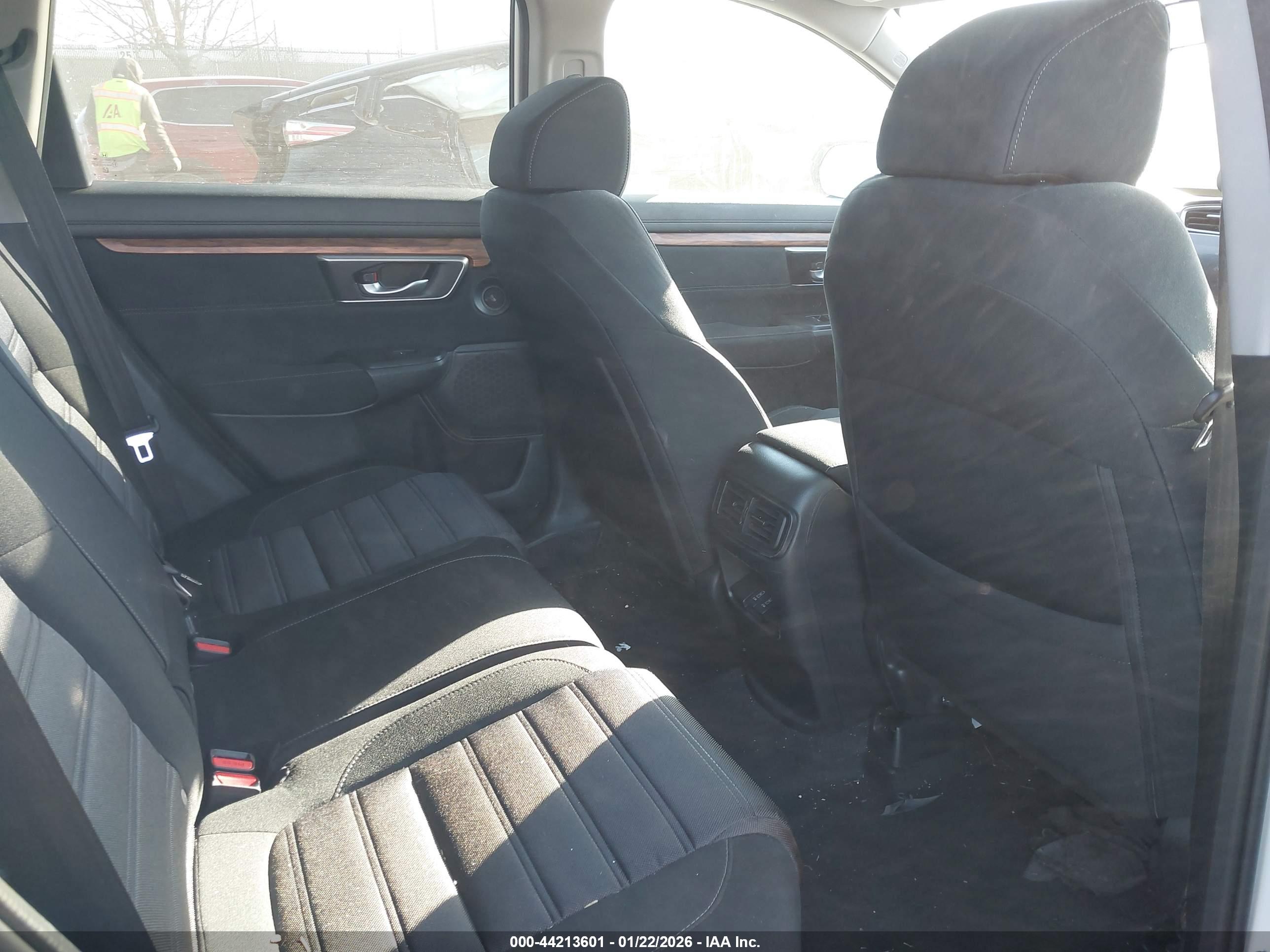 HONDA CR-V image 8