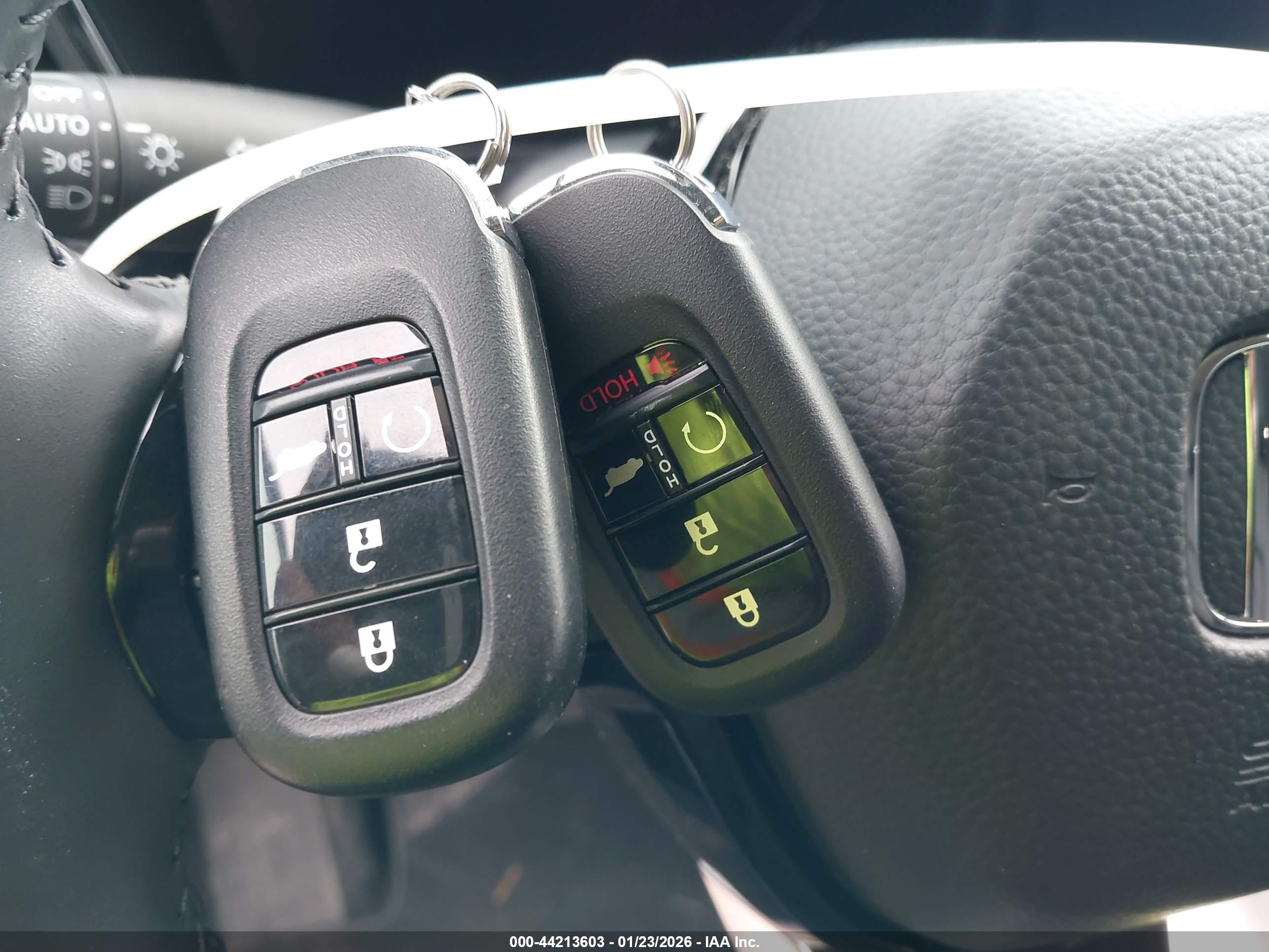 HONDA CR-V image 11