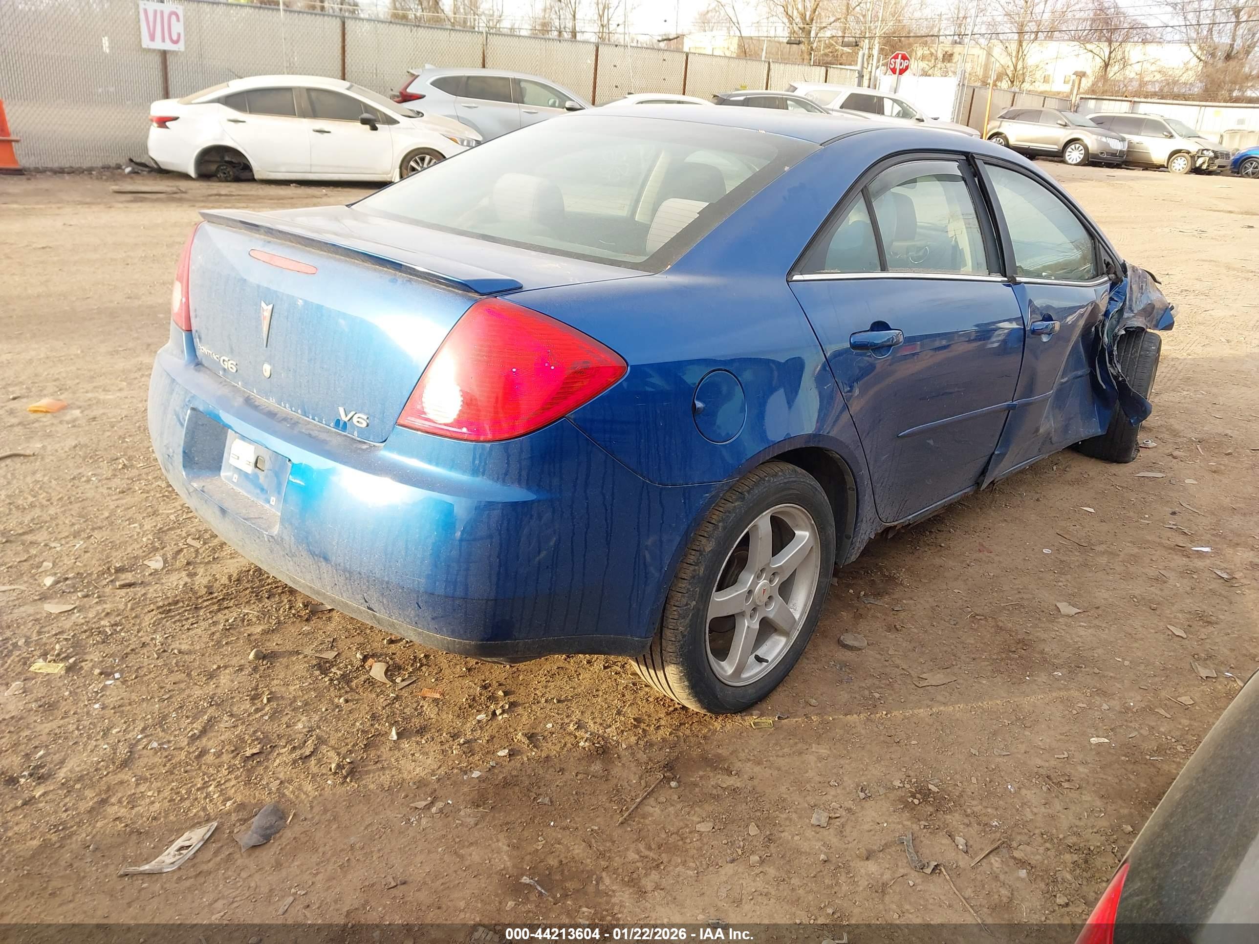 PONTIAC G6 image 4