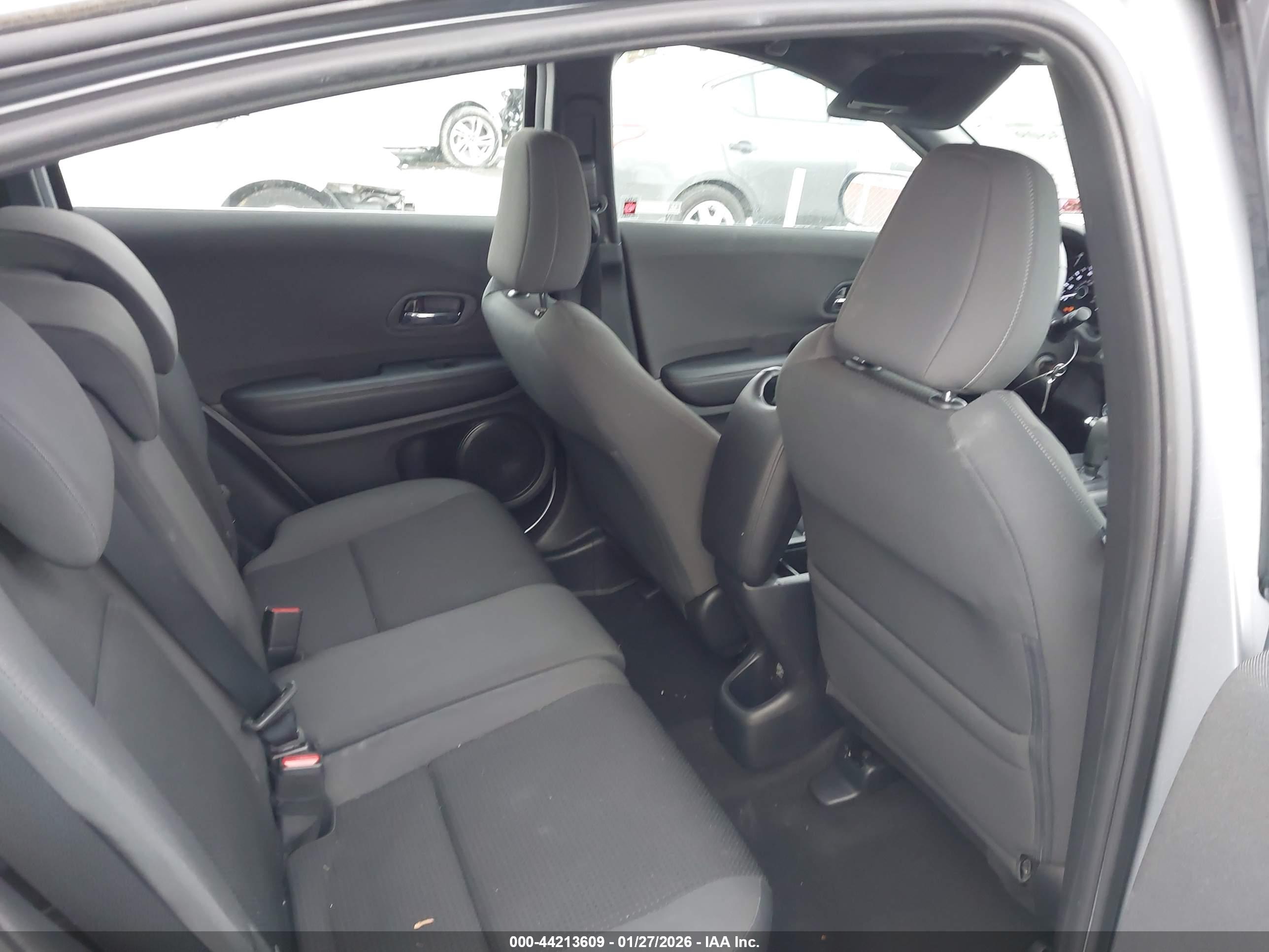 HONDA HR-V image 8