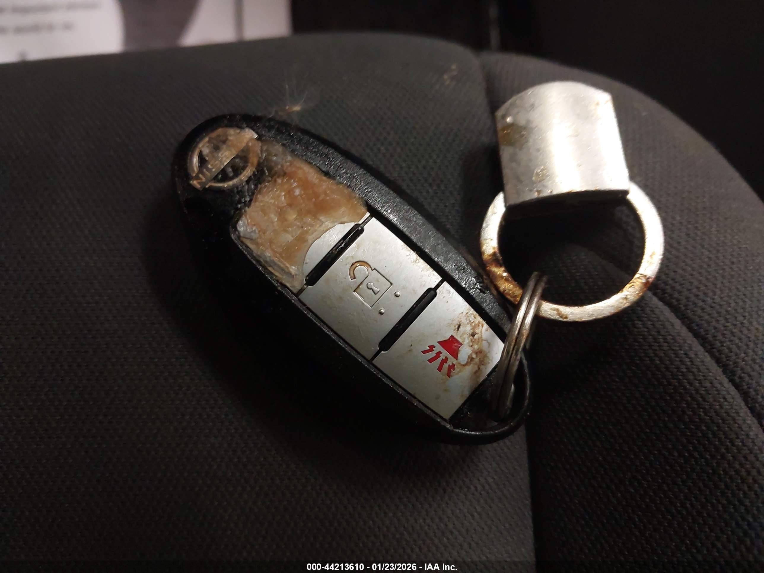 NISSAN FRONTIER image 11