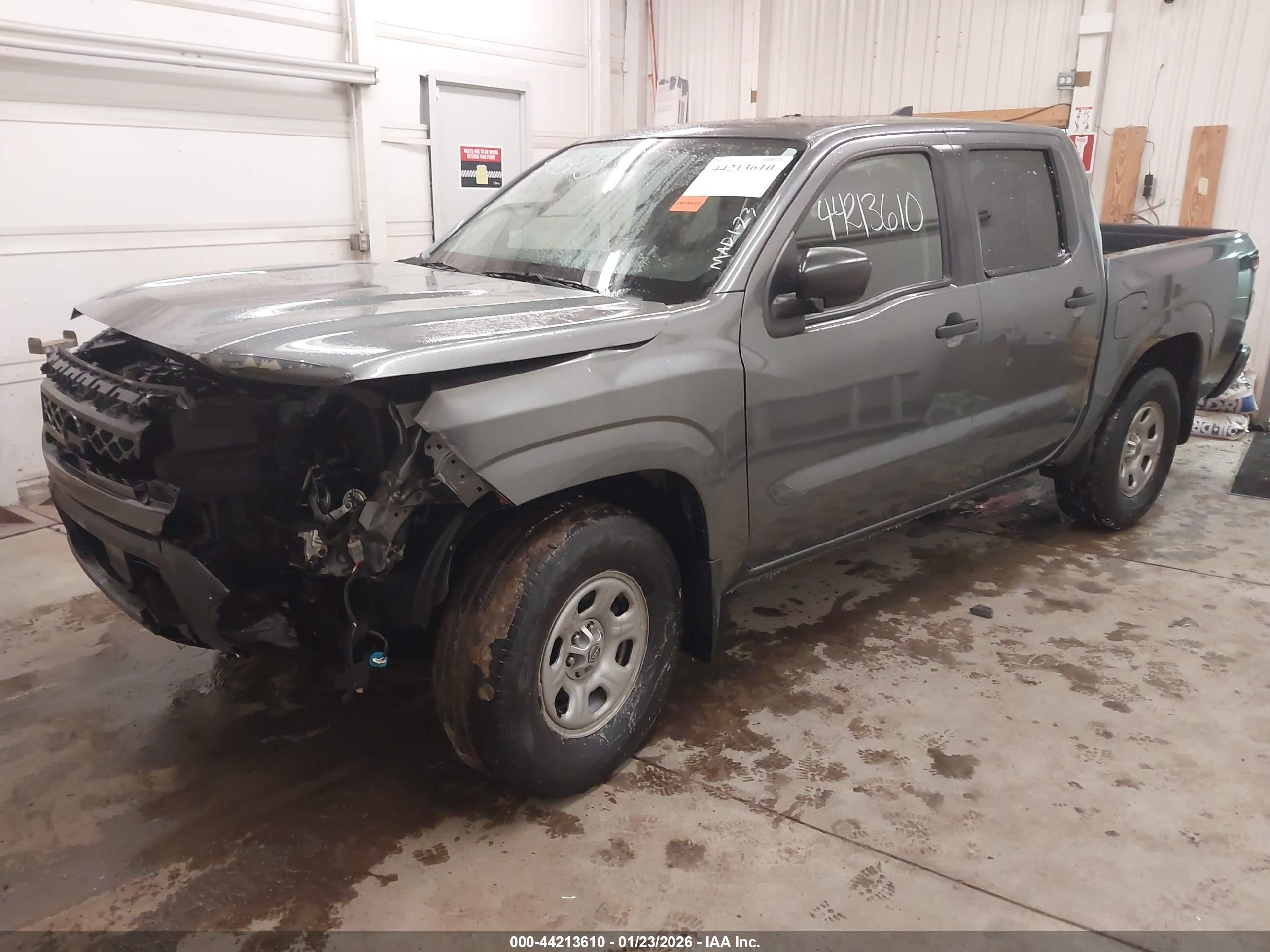 NISSAN FRONTIER image 2