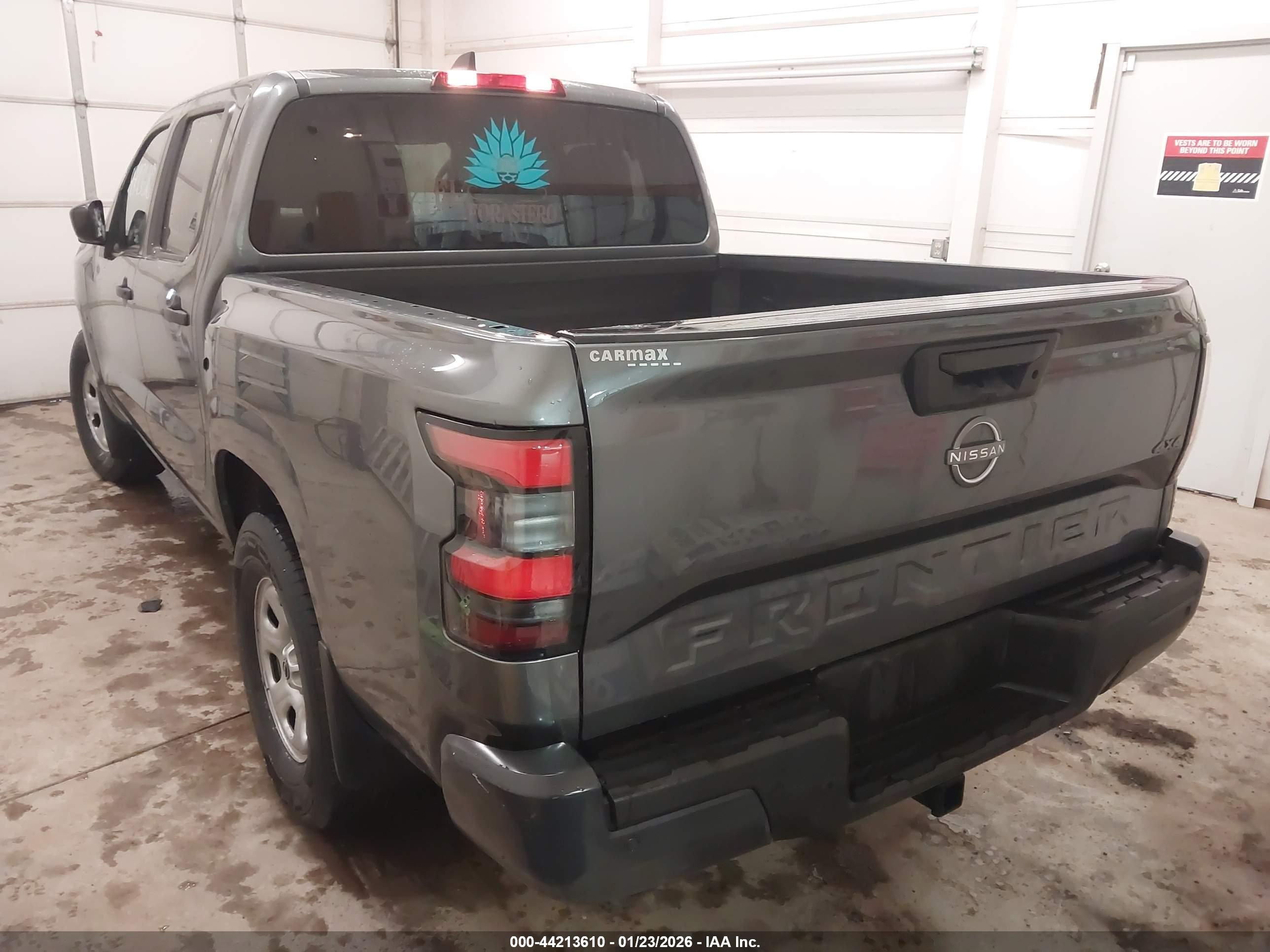 NISSAN FRONTIER image 3