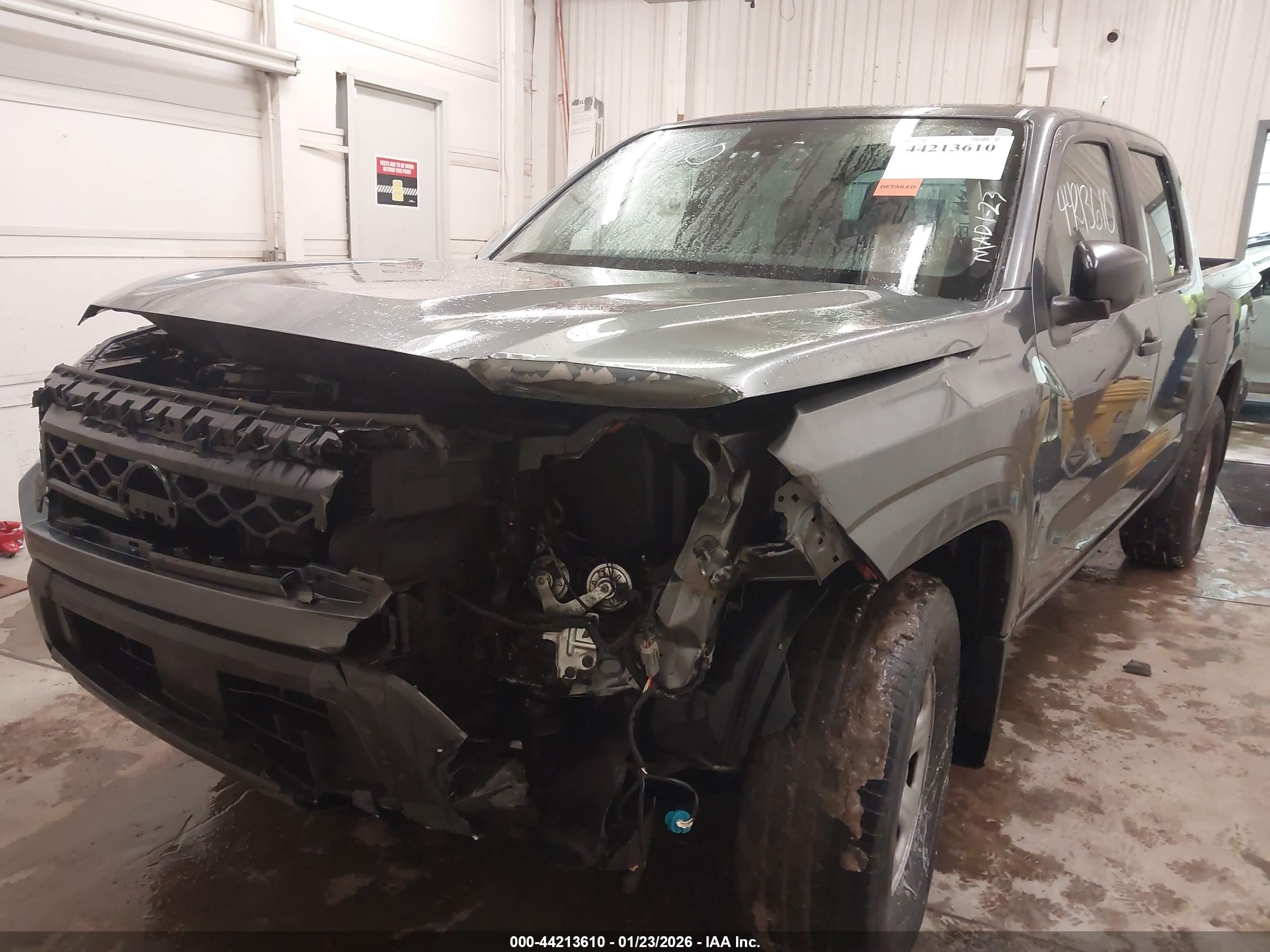 NISSAN FRONTIER image 6