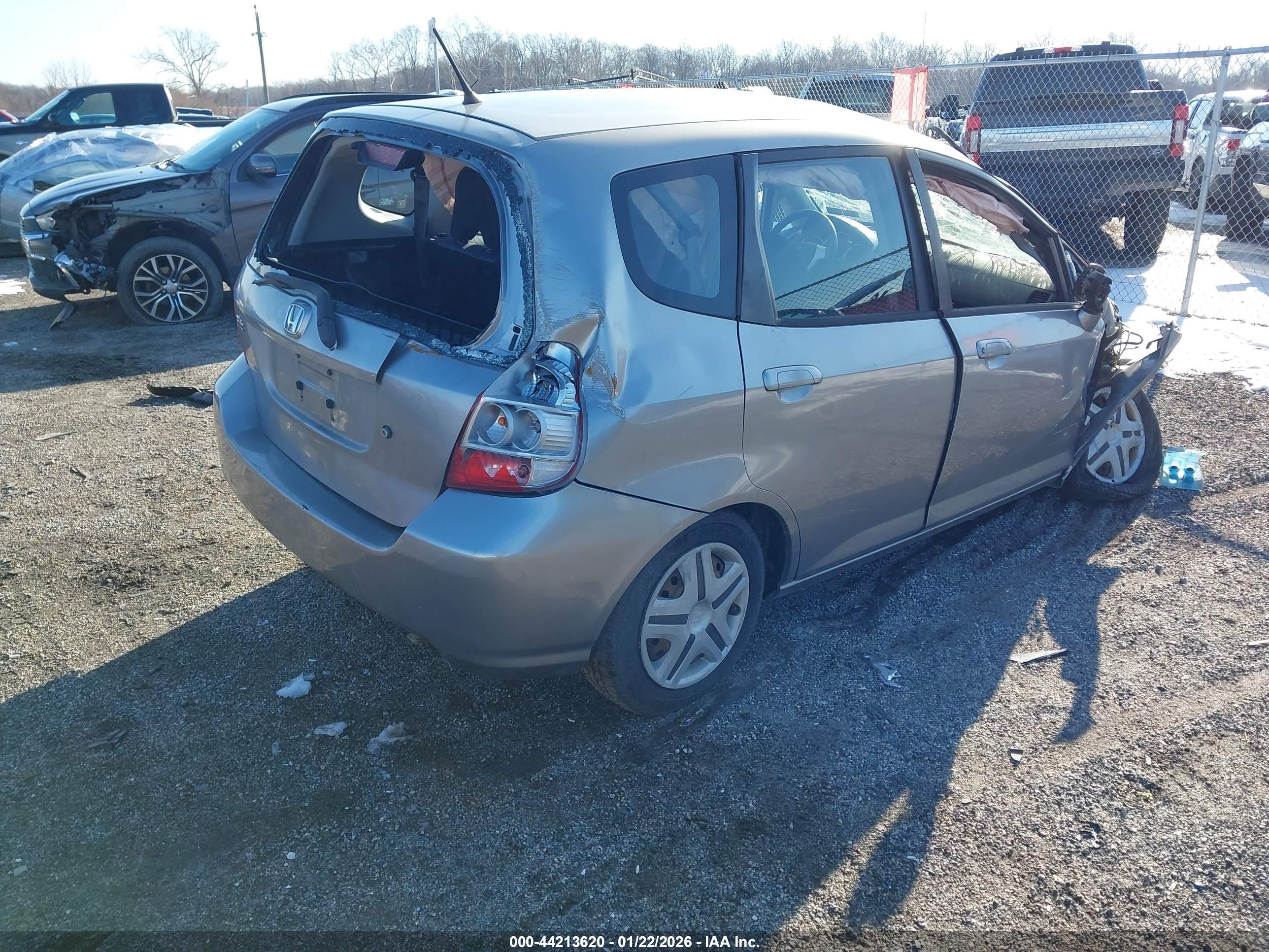 HONDA FIT image 4