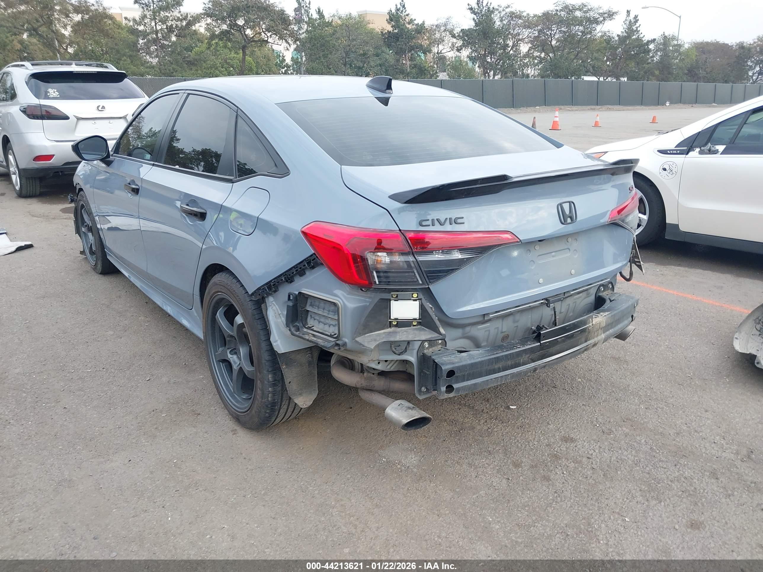 HONDA CIVIC image 3