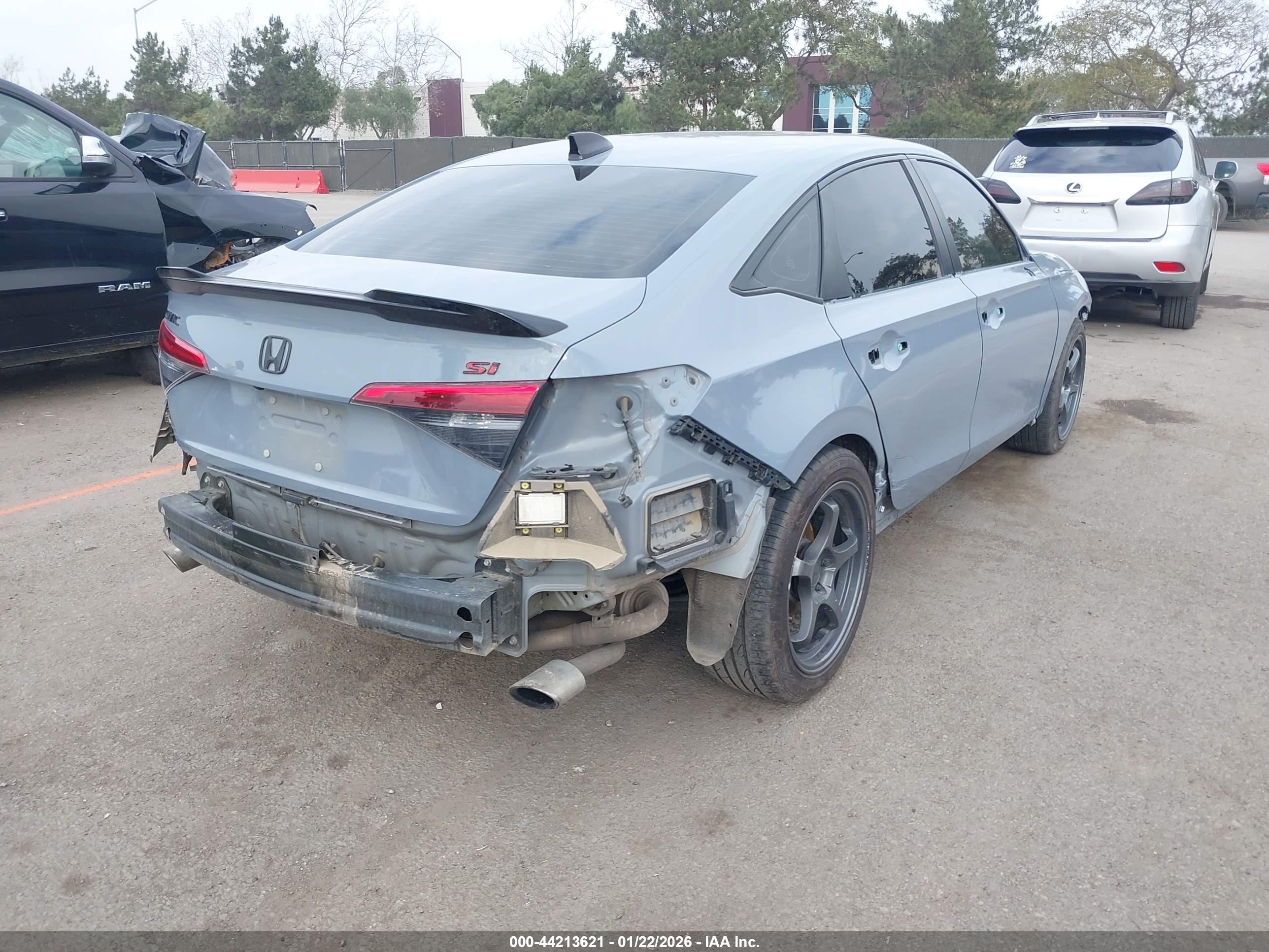 HONDA CIVIC image 4
