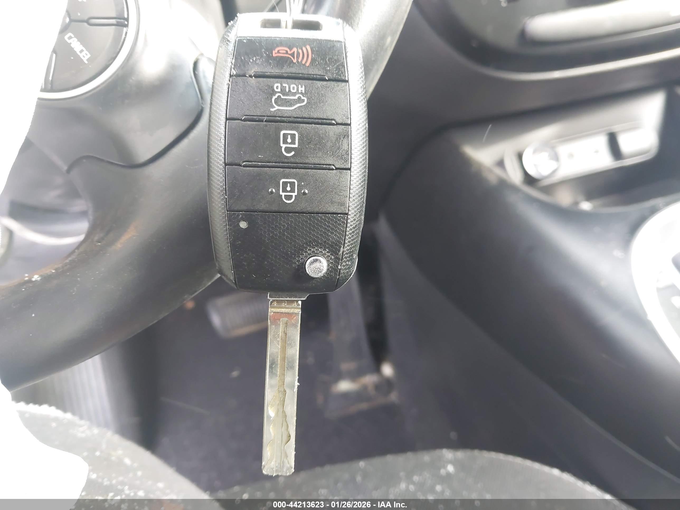 KIA SOUL image 11
