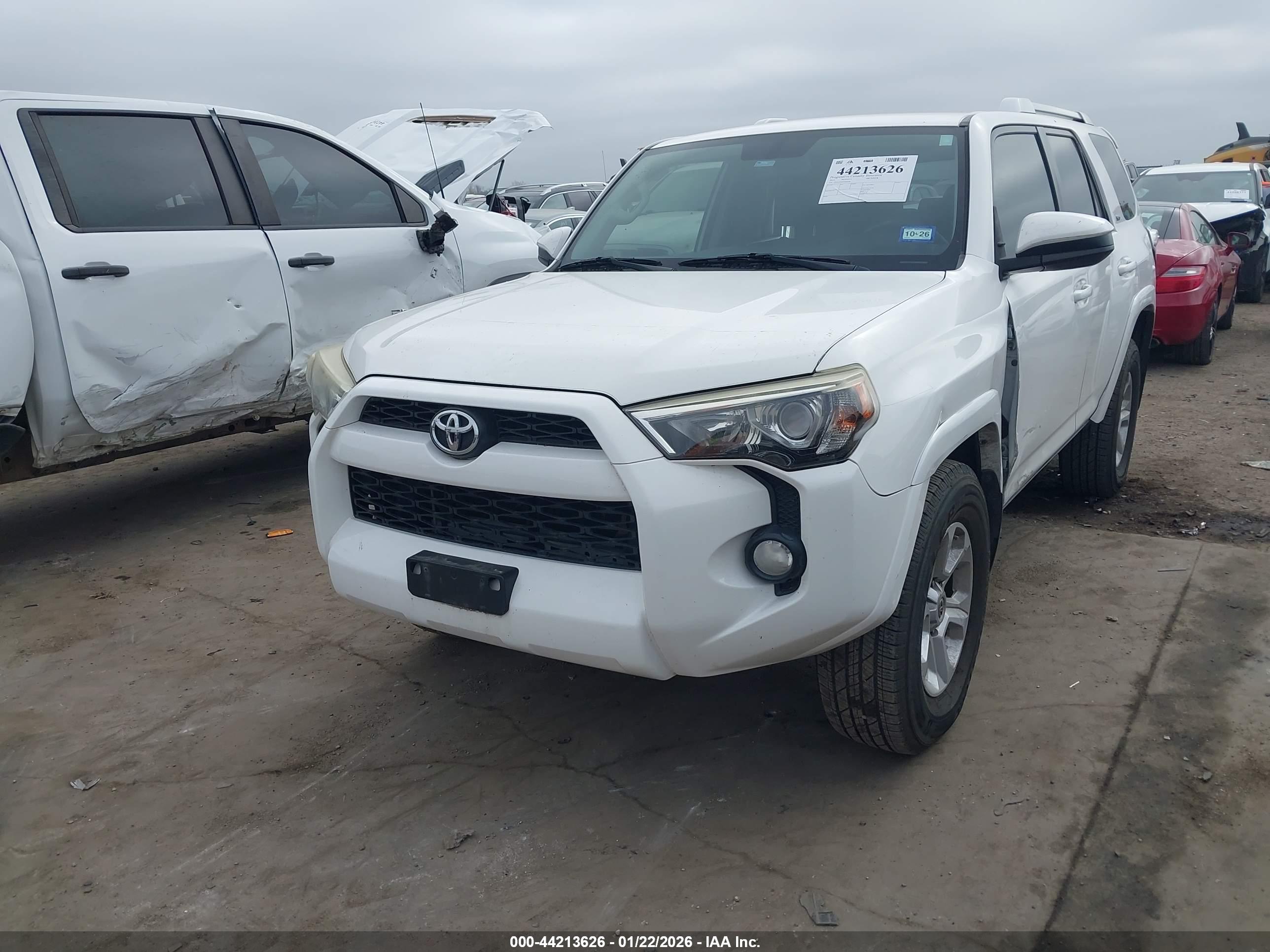 TOYOTA 4RUNNER image 2