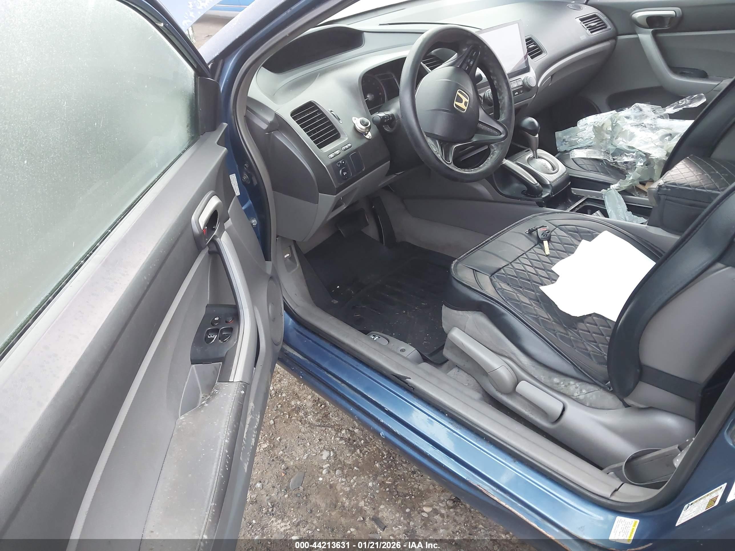 HONDA CIVIC image 6