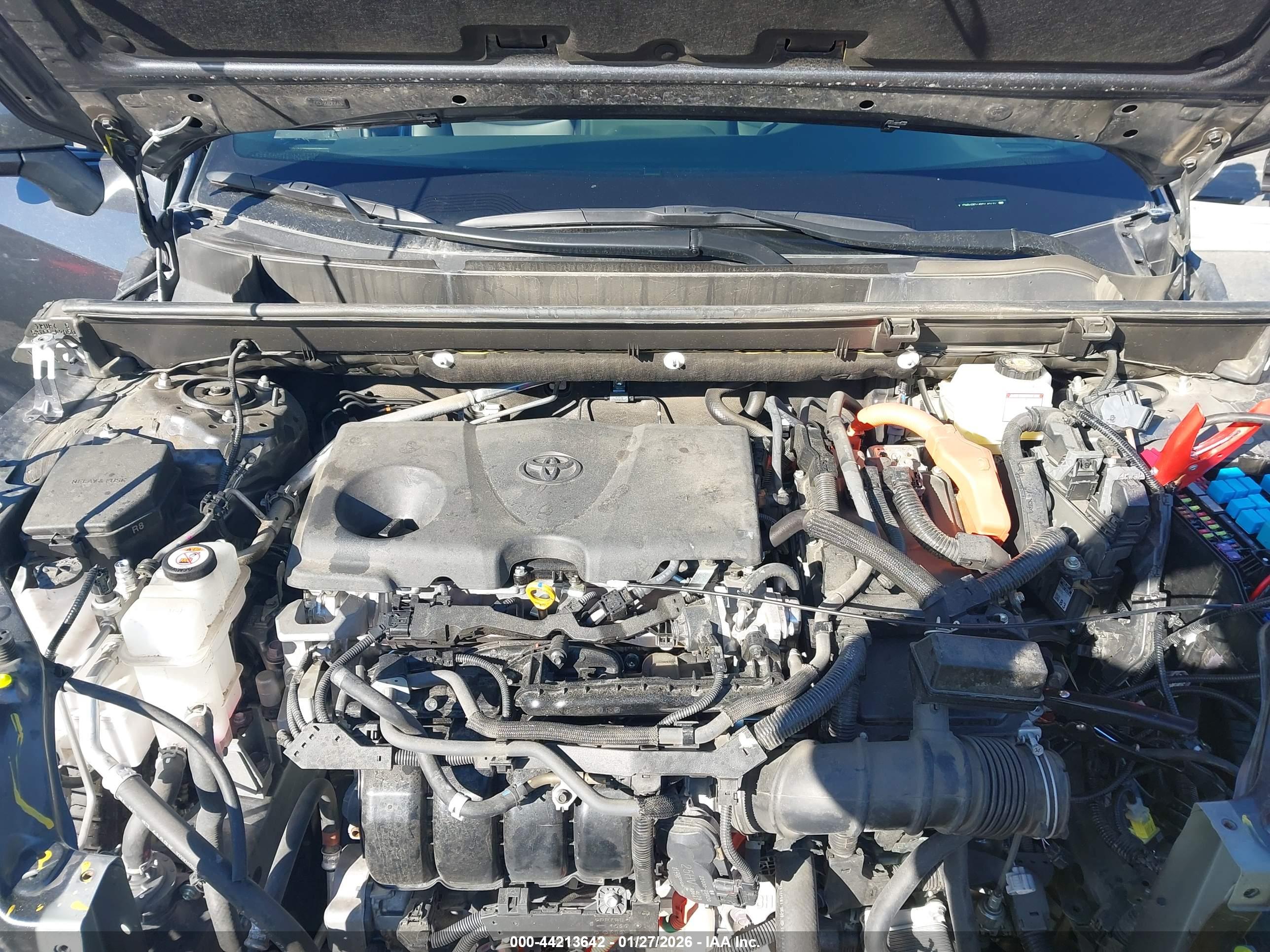 TOYOTA RAV4 image 10