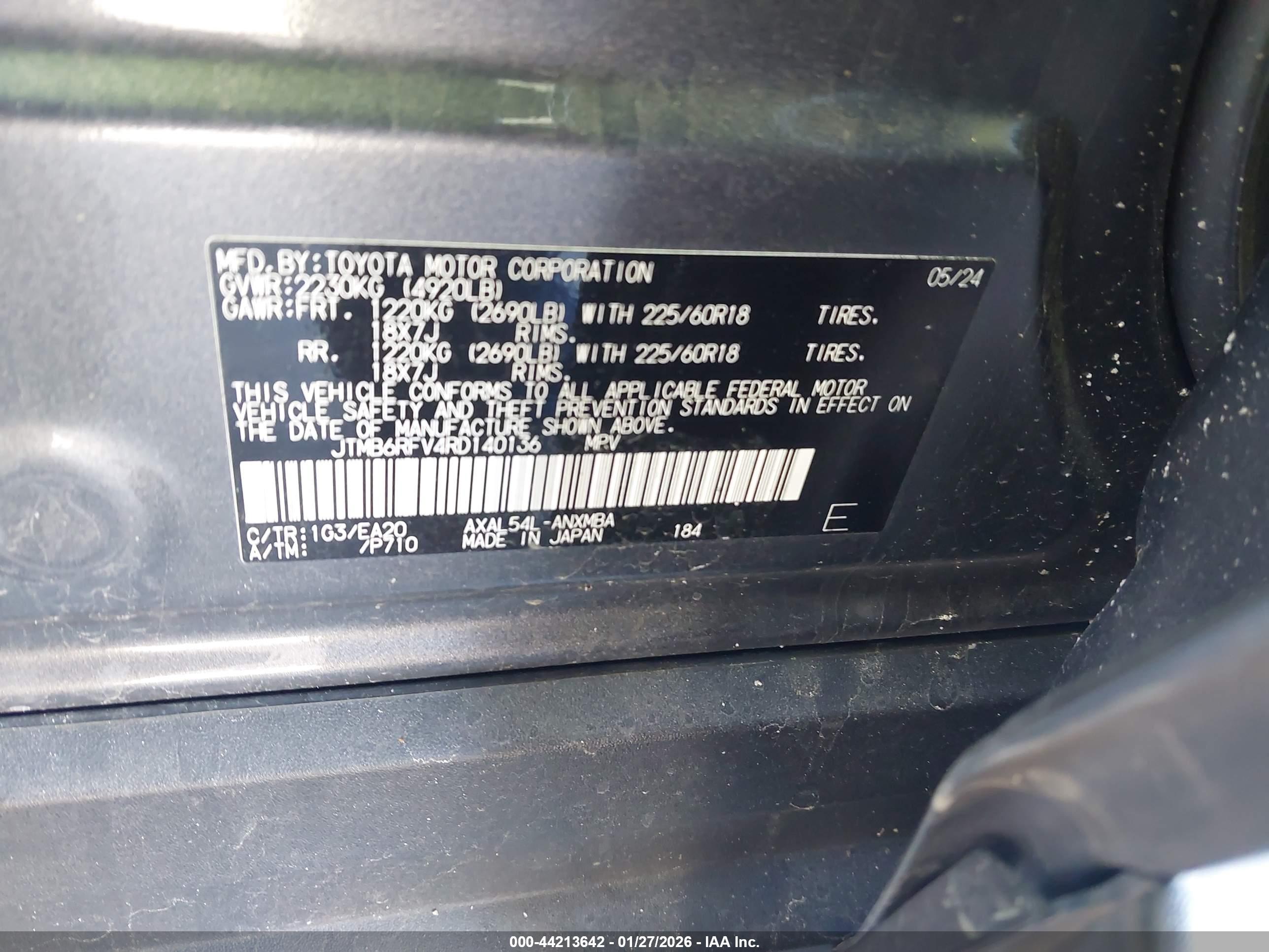 TOYOTA RAV4 image 9