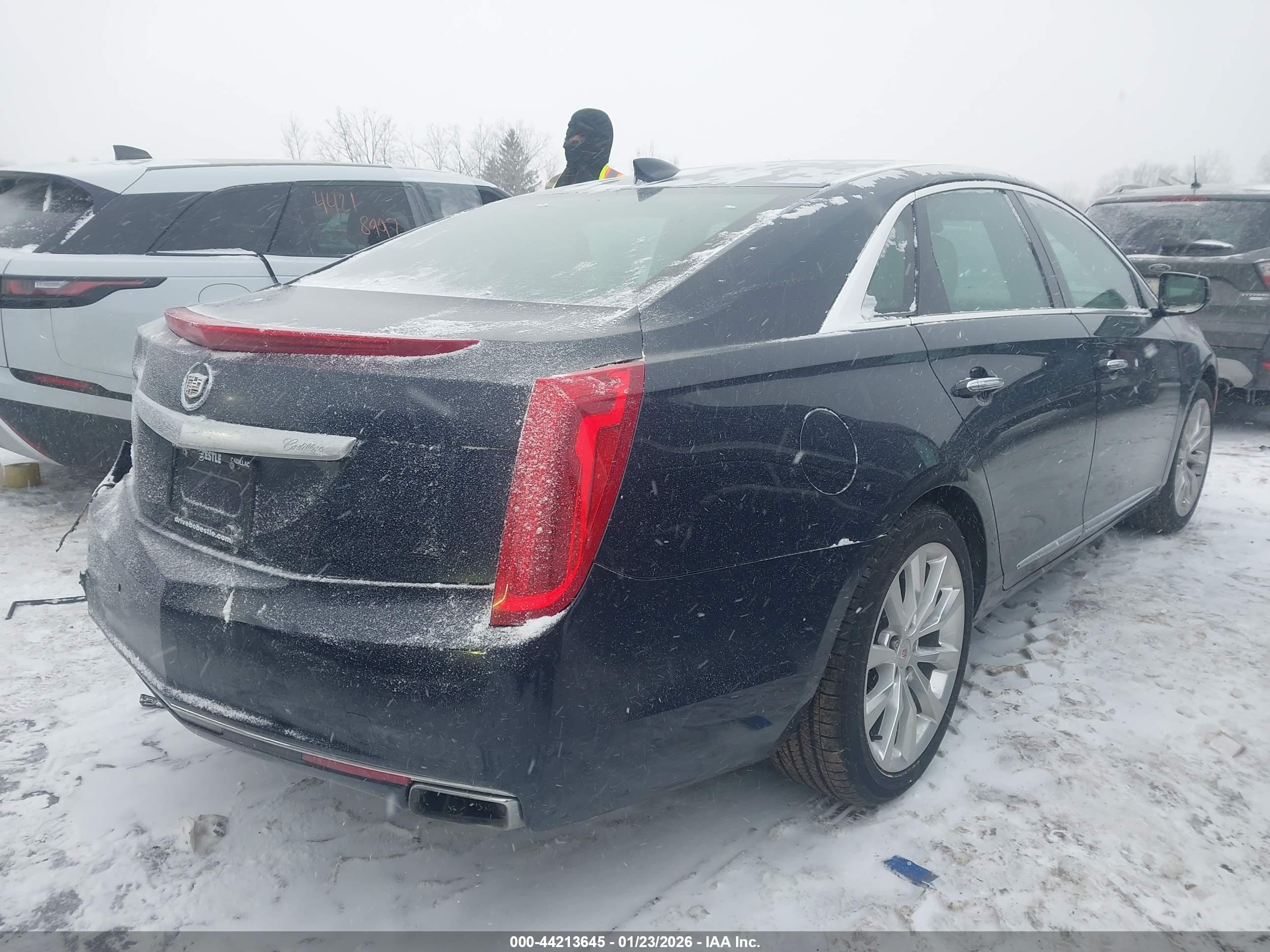 CADILLAC XTS image 4